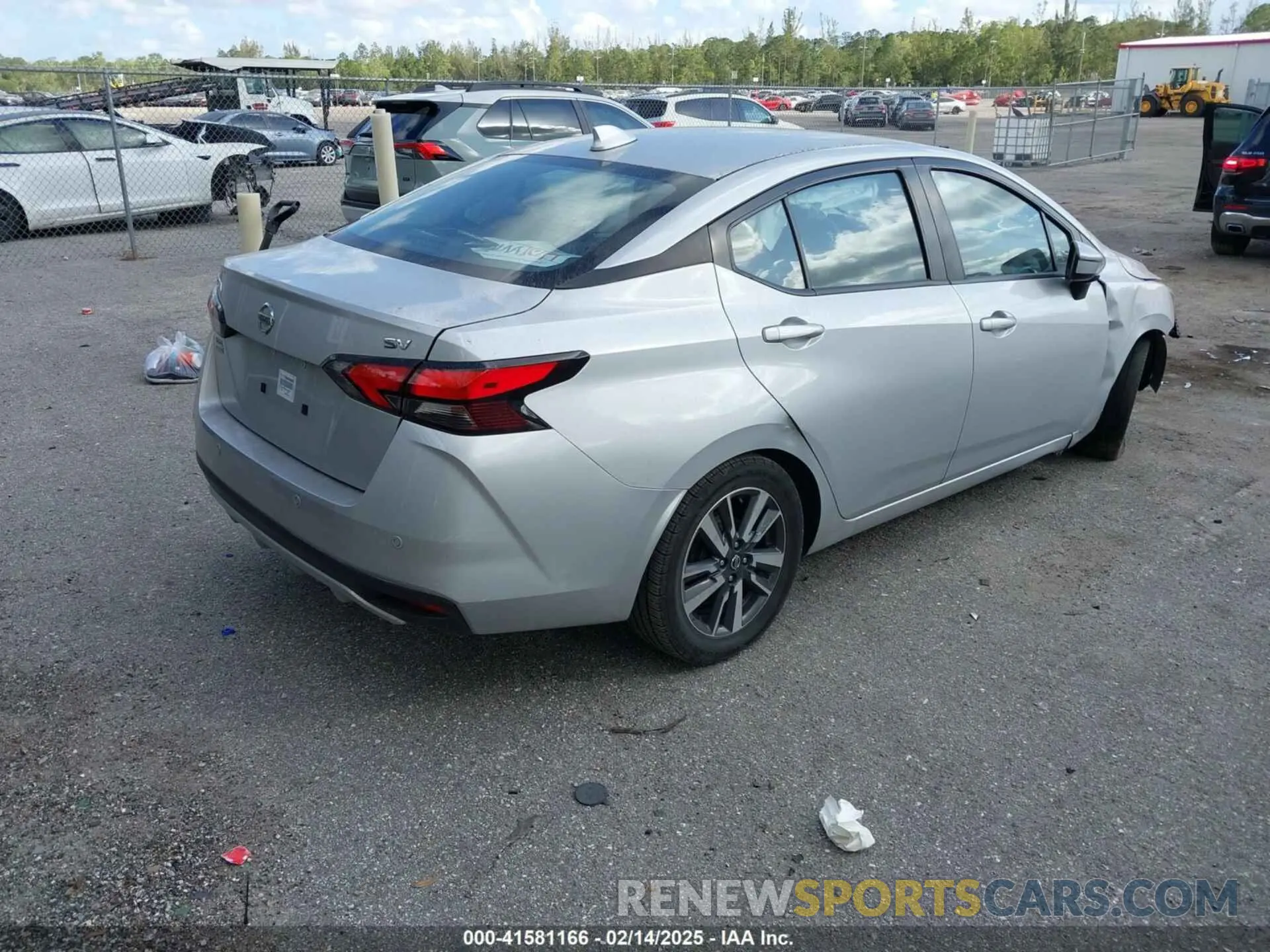 4 fotografías del automóvil dañado 3N1CN8EV4ML845009 NISSAN VERSA 2021