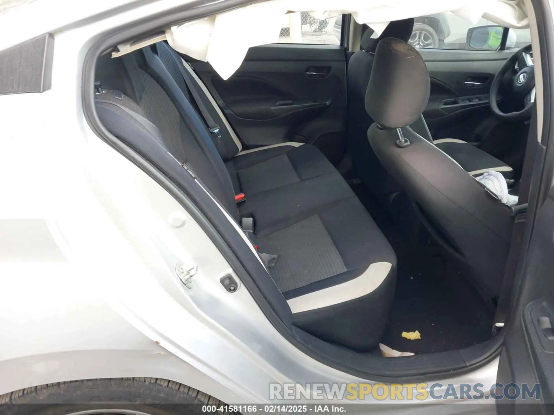8 fotografías del automóvil dañado 3N1CN8EV4ML845009 NISSAN VERSA 2021