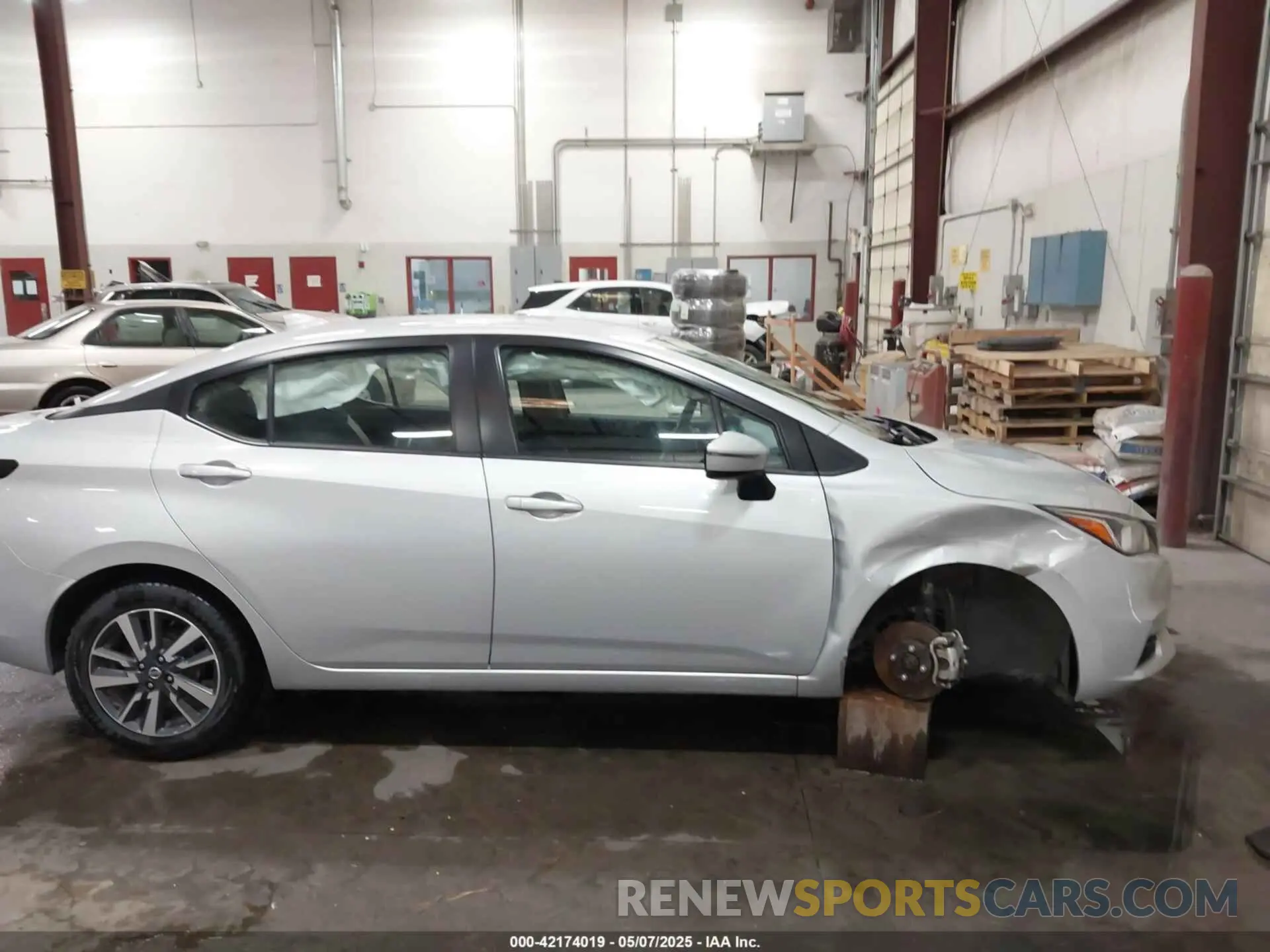14 fotografías del automóvil dañado 3N1CN8EV5ML821740 NISSAN VERSA 2021