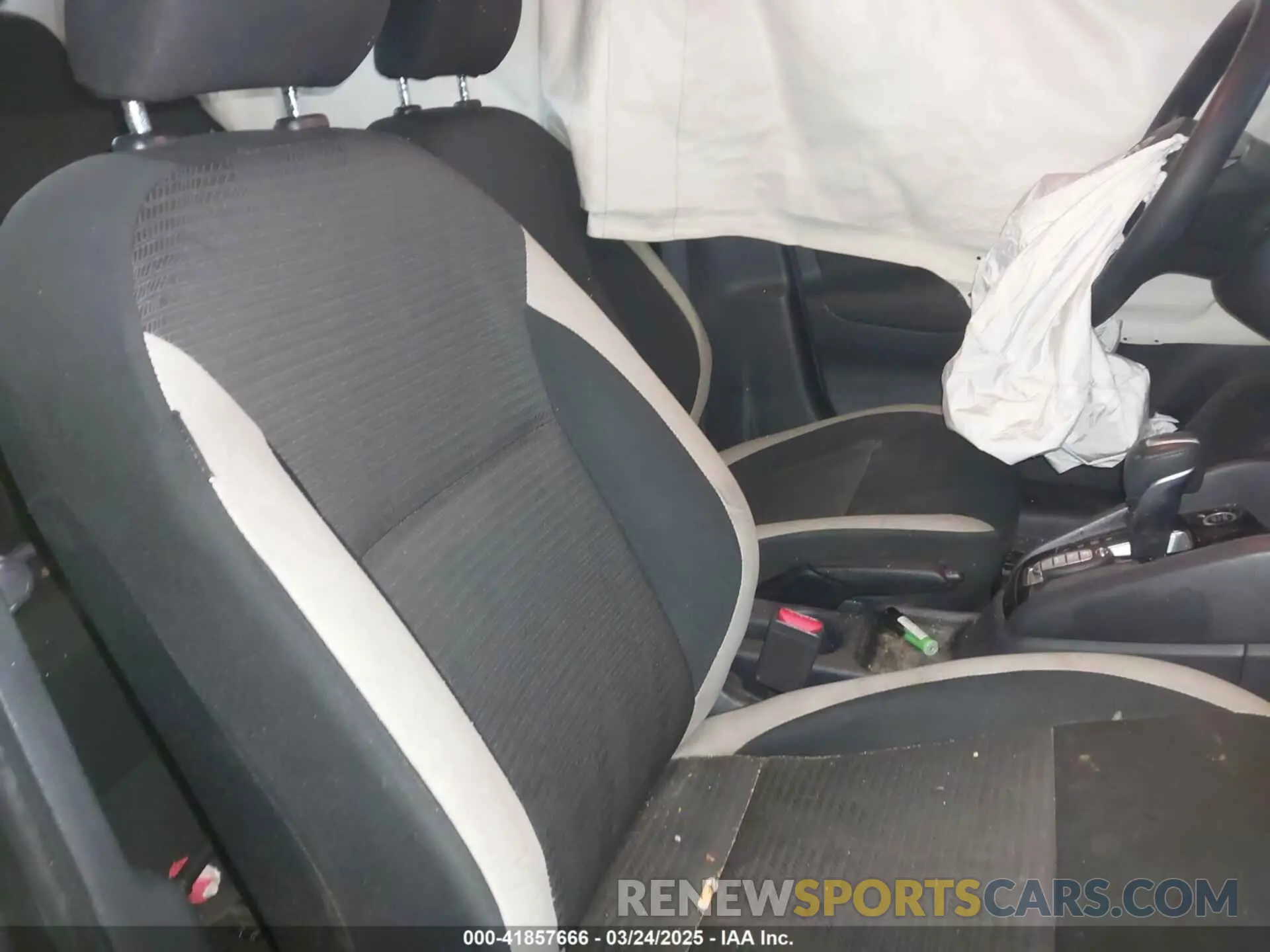 5 fotografías del automóvil dañado 3N1CN8EV5ML833239 NISSAN VERSA 2021
