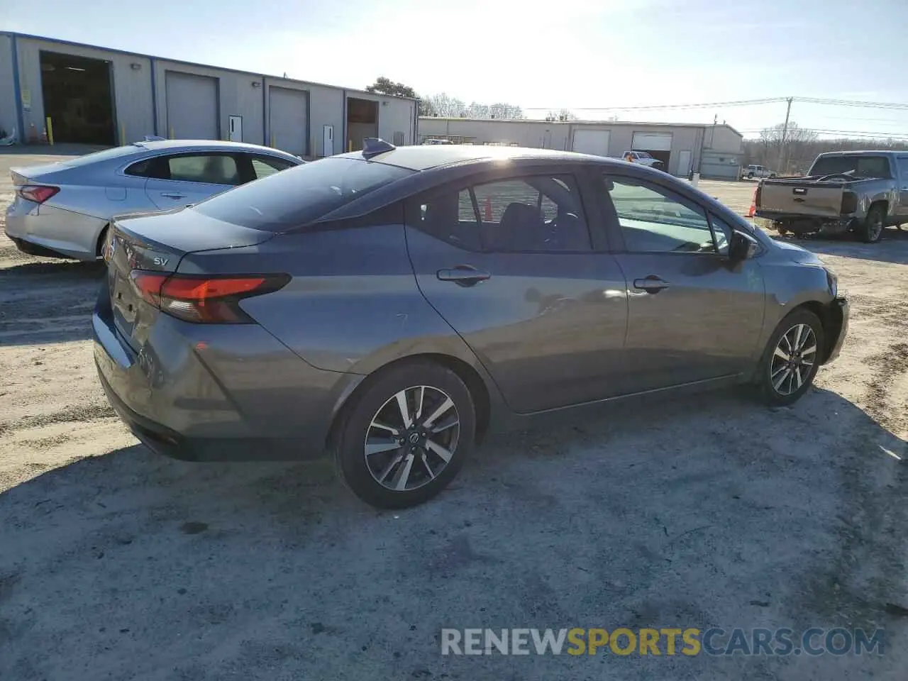3 fotografías del automóvil dañado 3N1CN8EV5ML833371 NISSAN VERSA 2021