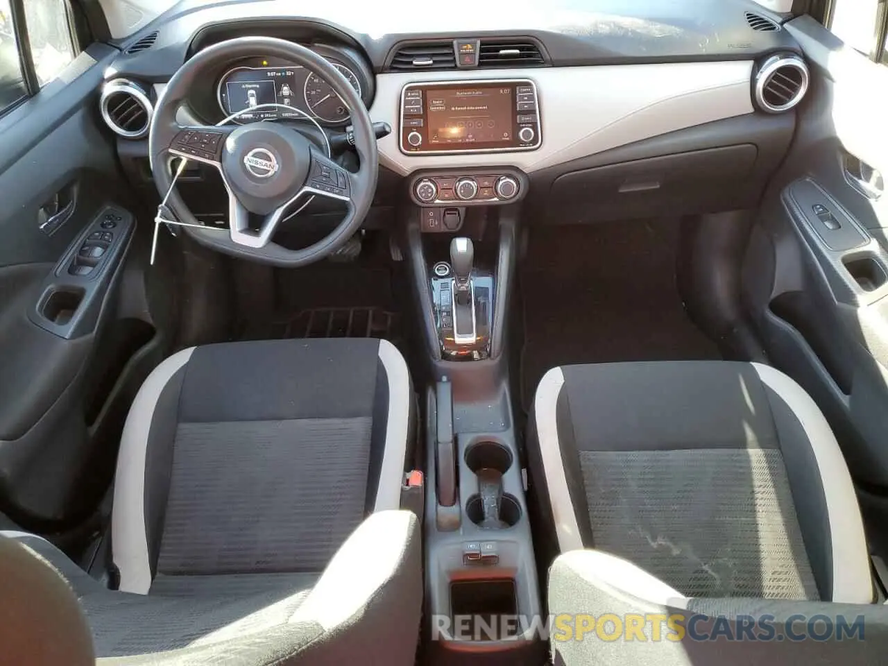 8 fotografías del automóvil dañado 3N1CN8EV5ML833371 NISSAN VERSA 2021