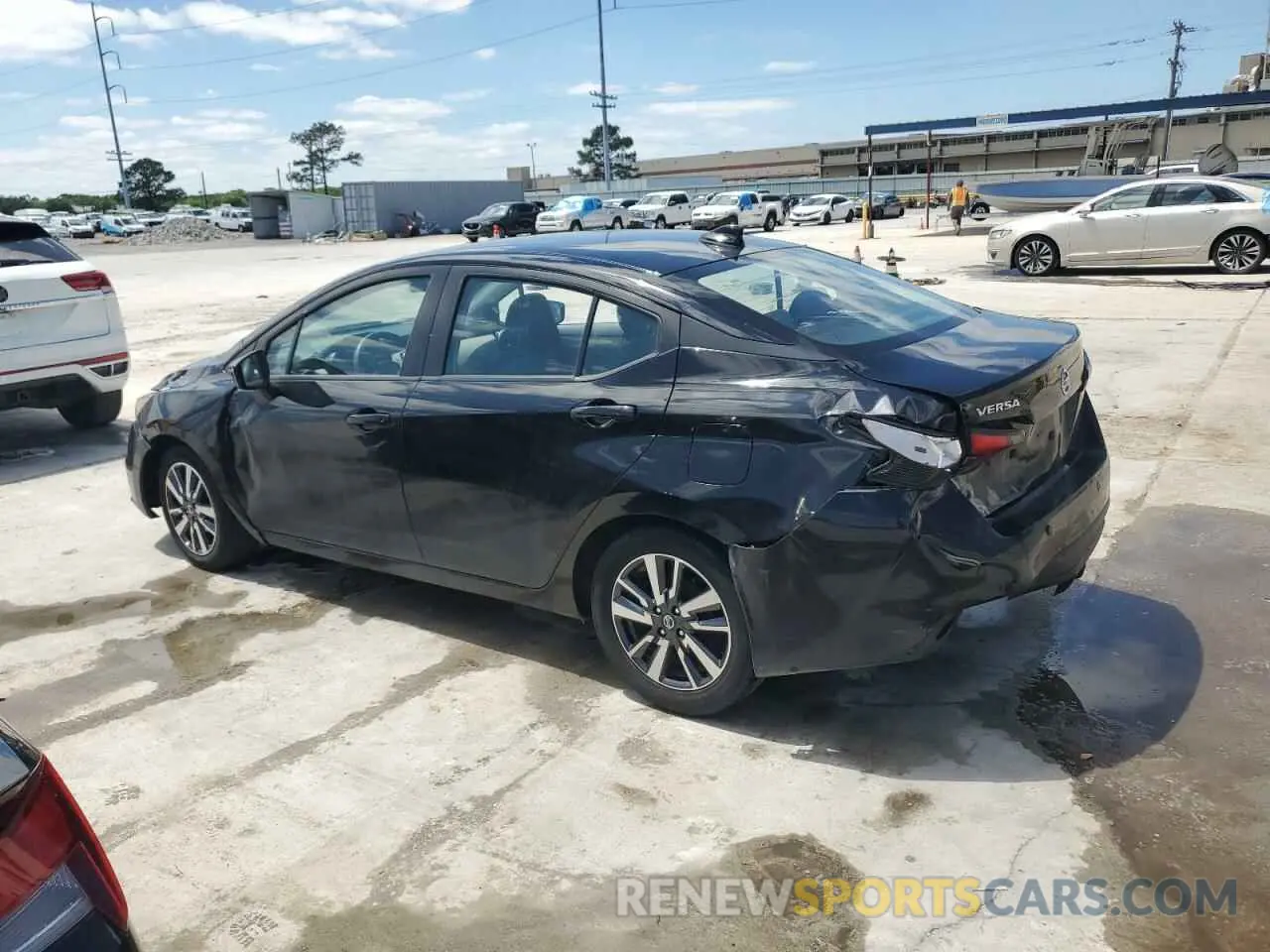 2 fotografías del automóvil dañado 3N1CN8EV5ML835444 NISSAN VERSA 2021