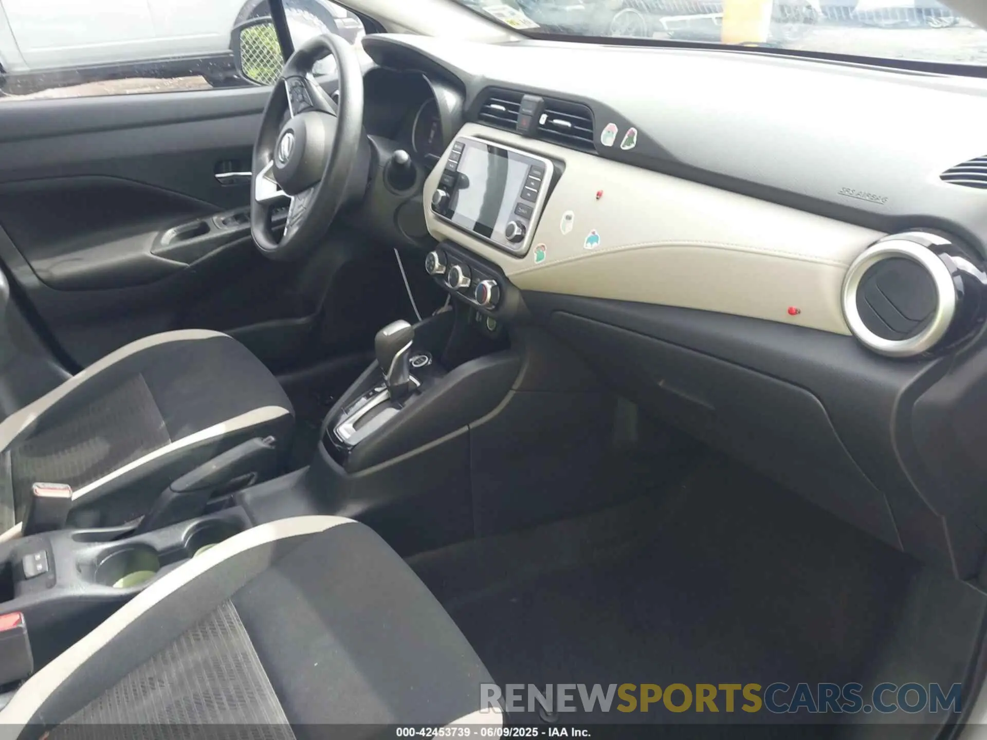 5 fotografías del automóvil dañado 3N1CN8EV5ML858870 NISSAN VERSA 2021