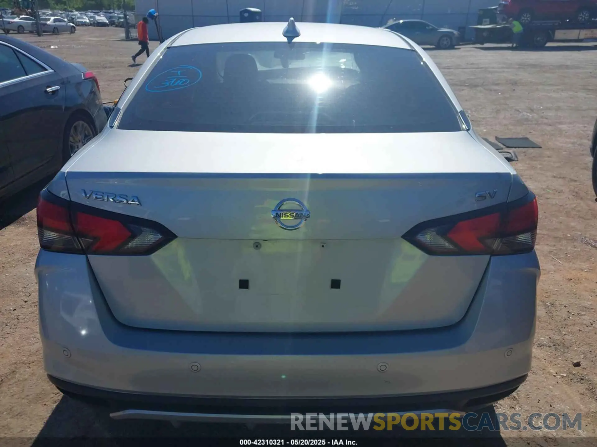 16 fotografías del automóvil dañado 3N1CN8EV6ML839891 NISSAN VERSA 2021
