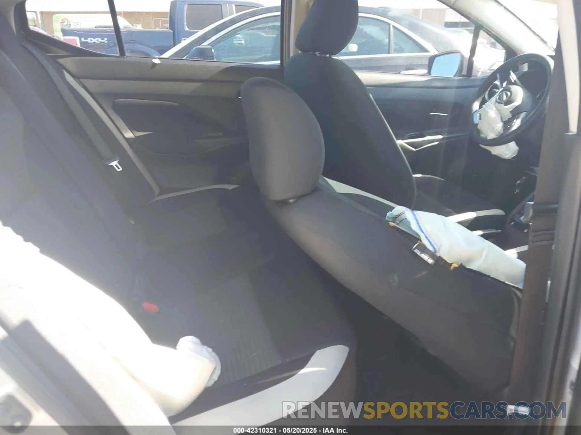 8 fotografías del automóvil dañado 3N1CN8EV6ML839891 NISSAN VERSA 2021
