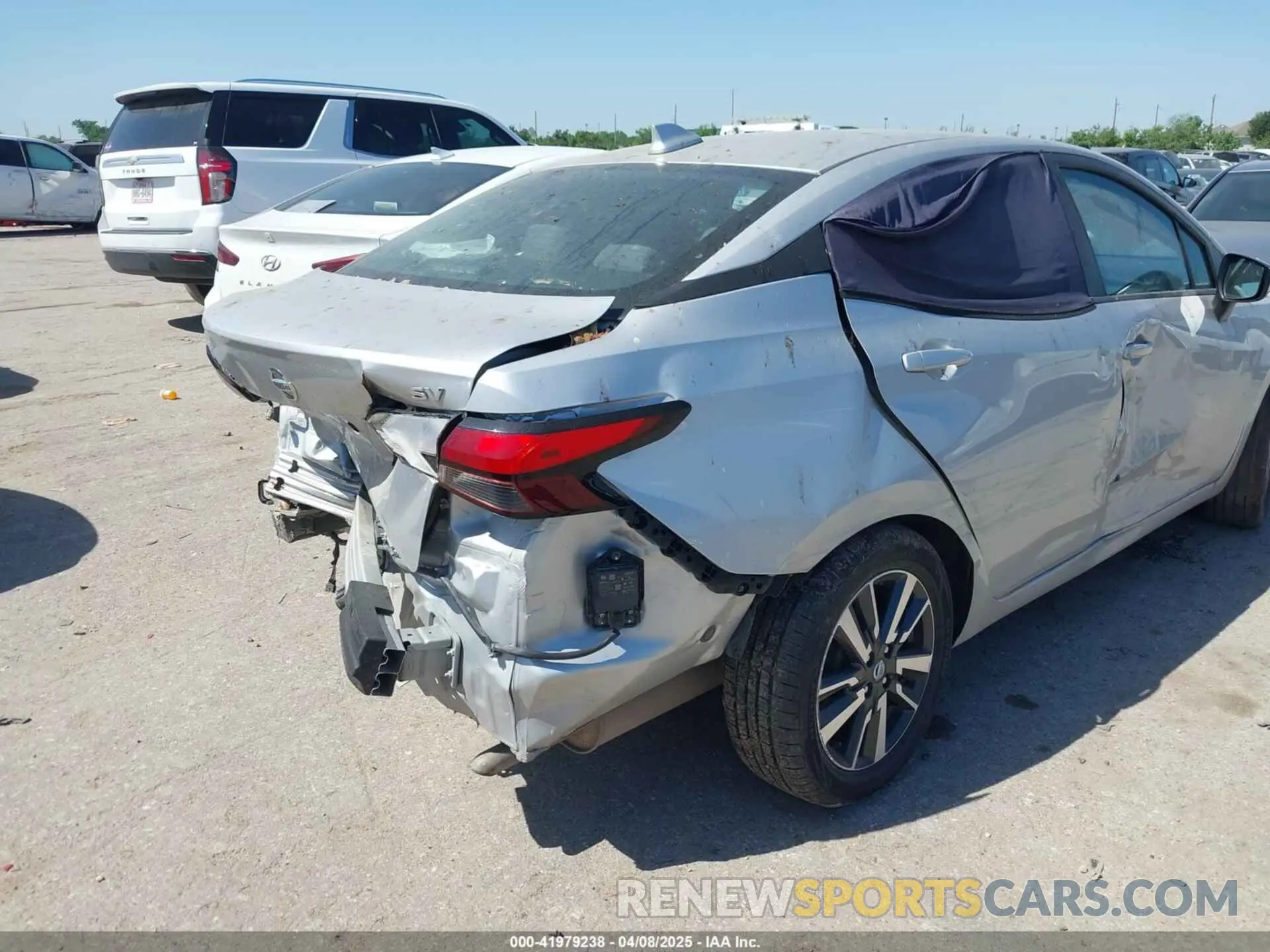 17 fotografías del automóvil dañado 3N1CN8EV6ML841608 NISSAN VERSA 2021