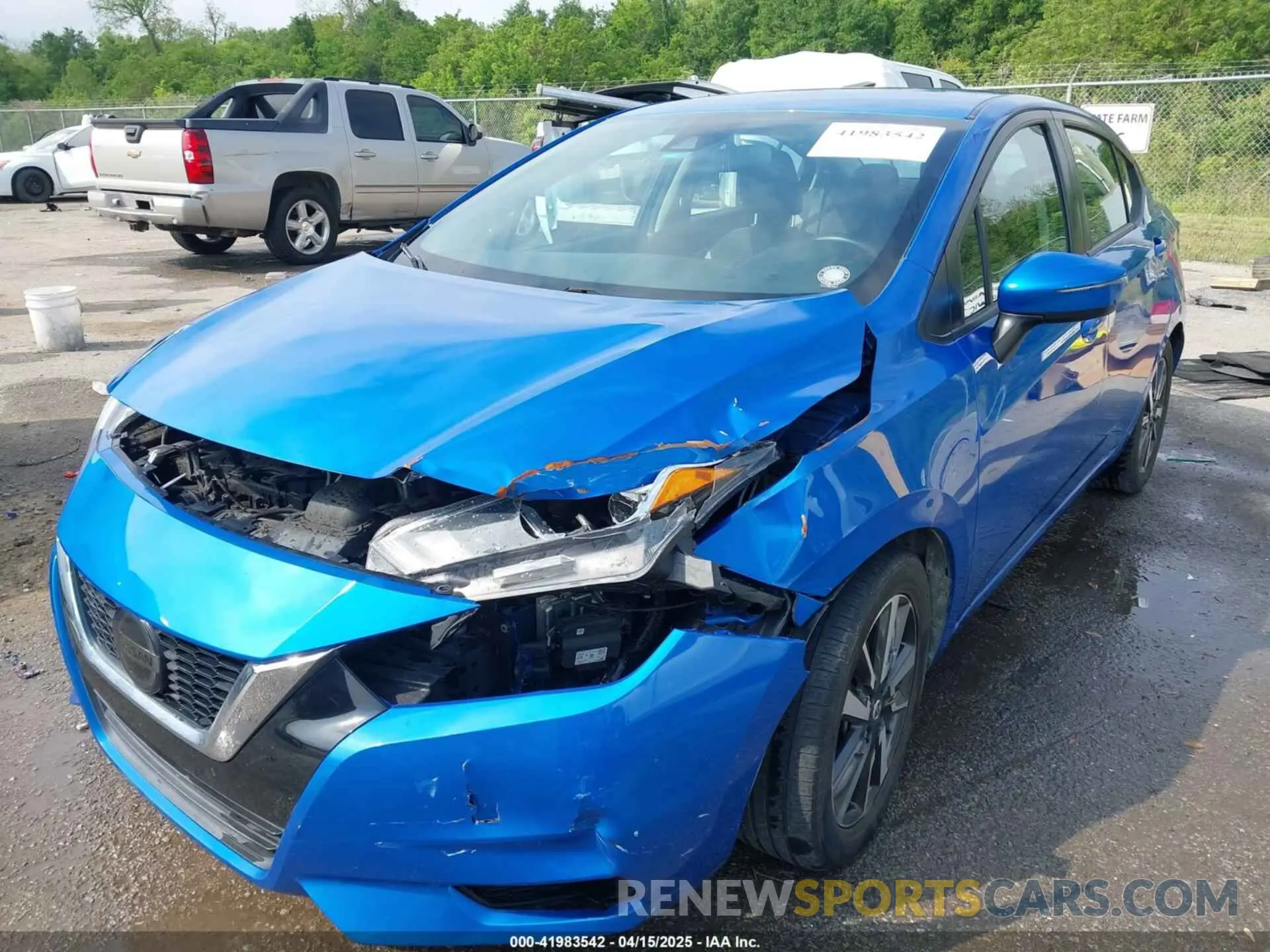 2 fotografías del automóvil dañado 3N1CN8EV6ML869103 NISSAN VERSA 2021