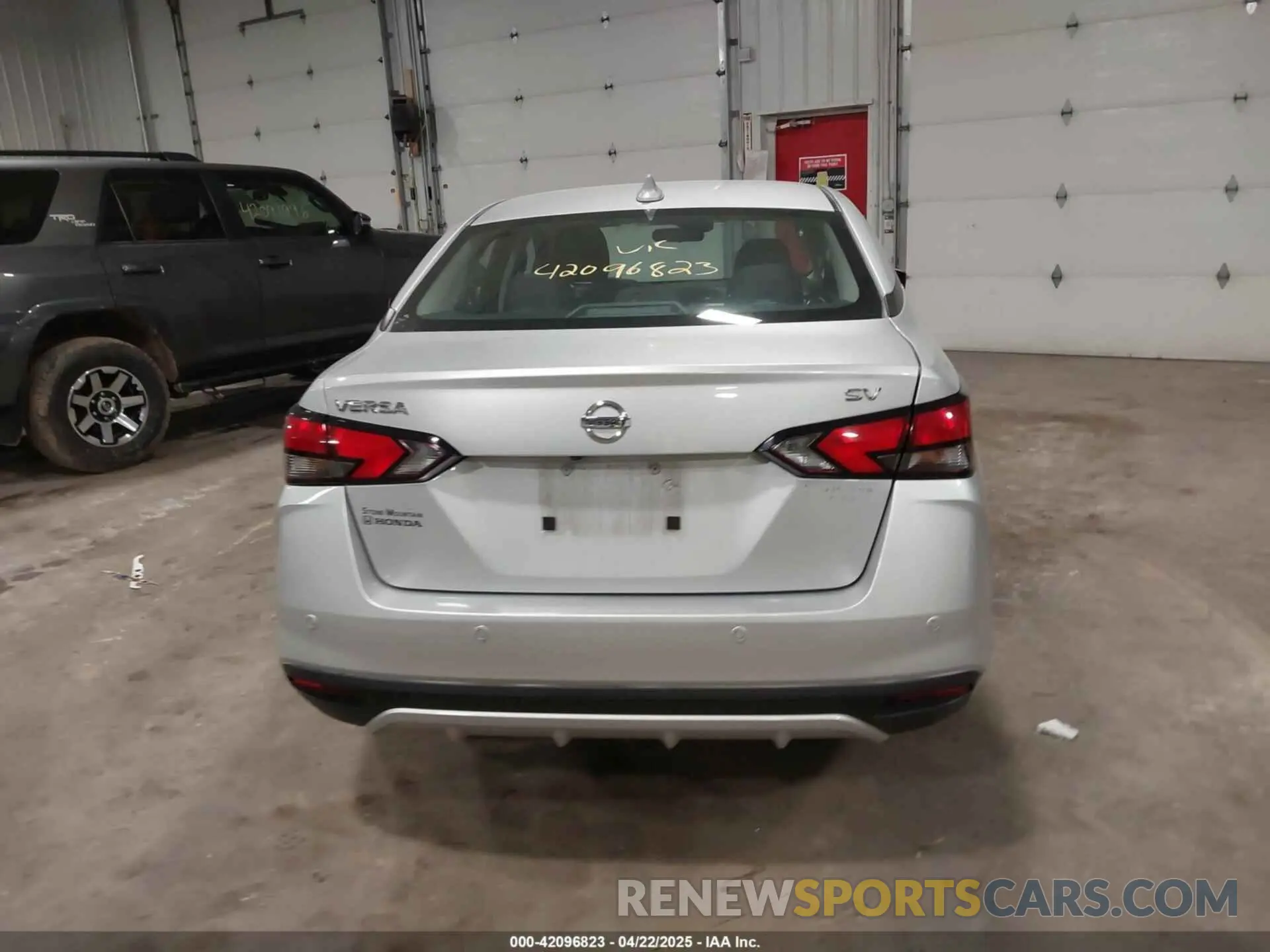 16 fotografías del automóvil dañado 3N1CN8EV6ML913147 NISSAN VERSA 2021