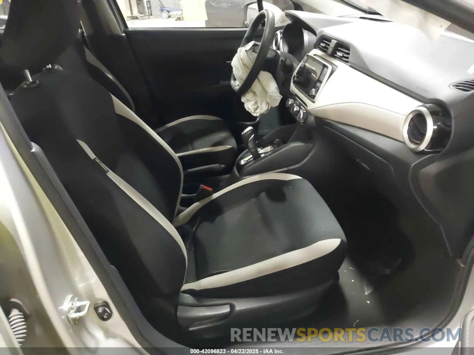 5 fotografías del automóvil dañado 3N1CN8EV6ML913147 NISSAN VERSA 2021