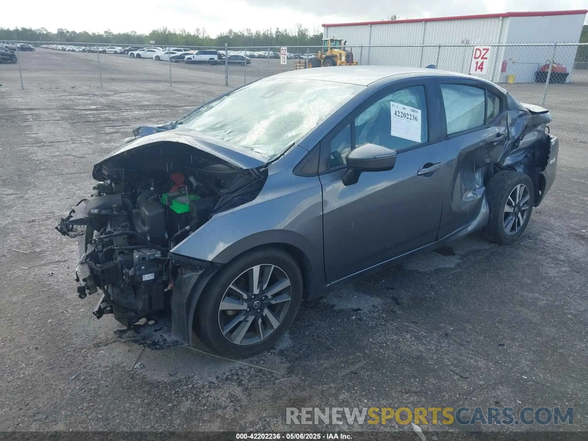 2 fotografías del automóvil dañado 3N1CN8EV7ML845490 NISSAN VERSA 2021