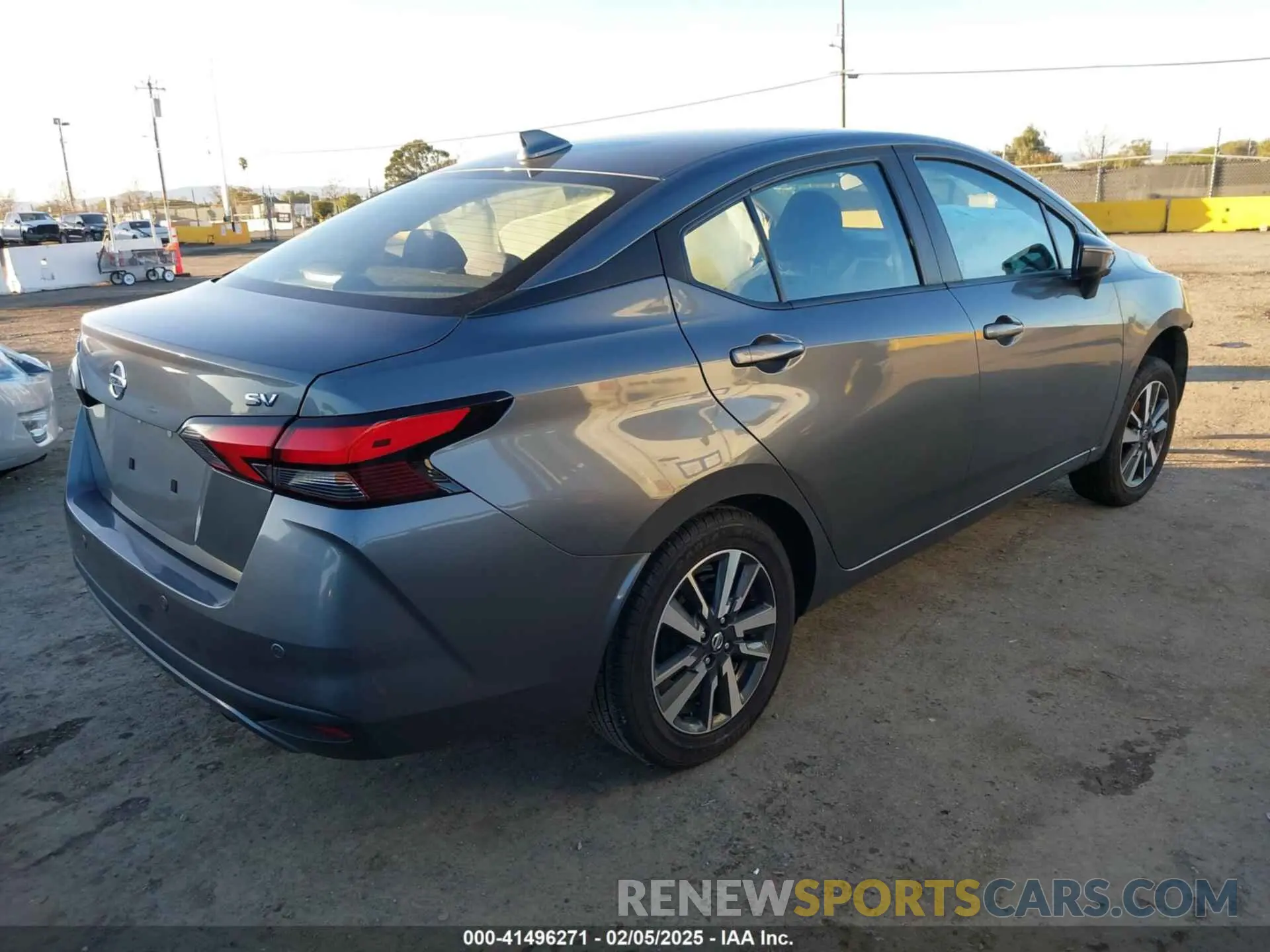 3 fotografías del automóvil dañado 3N1CN8EV7ML876321 NISSAN VERSA 2021