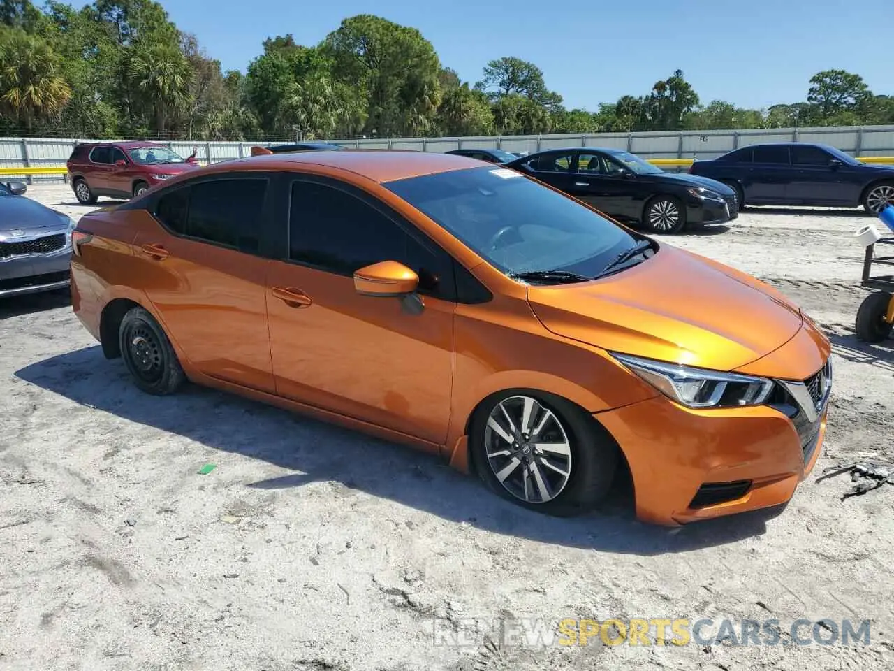4 fotografías del automóvil dañado 3N1CN8EV7ML894379 NISSAN VERSA 2021