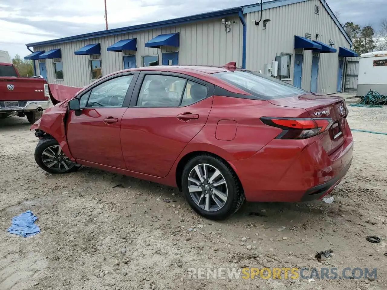 2 fotografías del automóvil dañado 3N1CN8EV7ML896049 NISSAN VERSA 2021