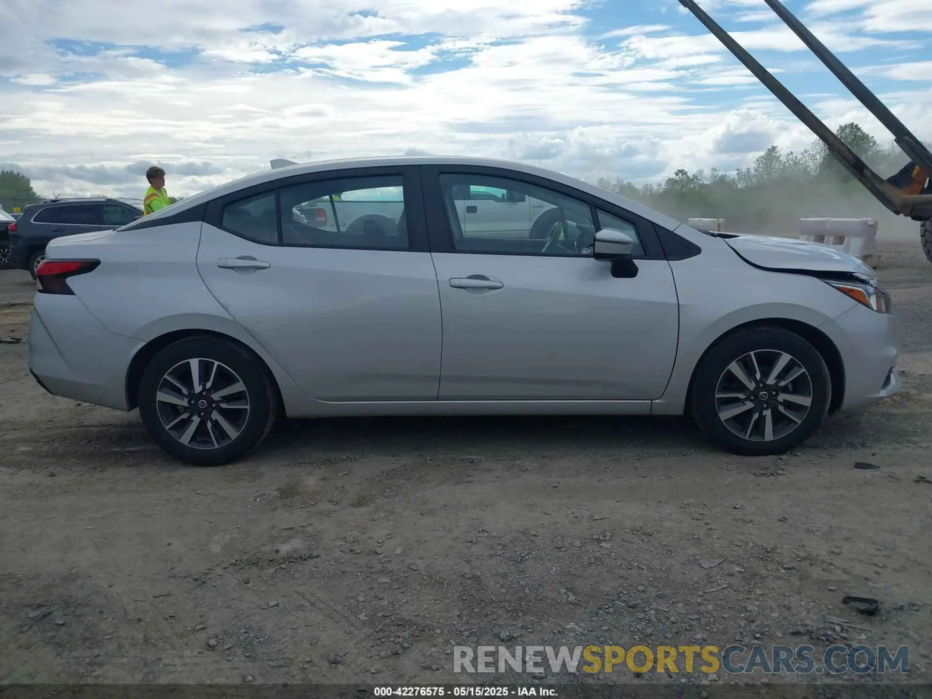 13 fotografías del automóvil dañado 3N1CN8EV8ML826396 NISSAN VERSA 2021