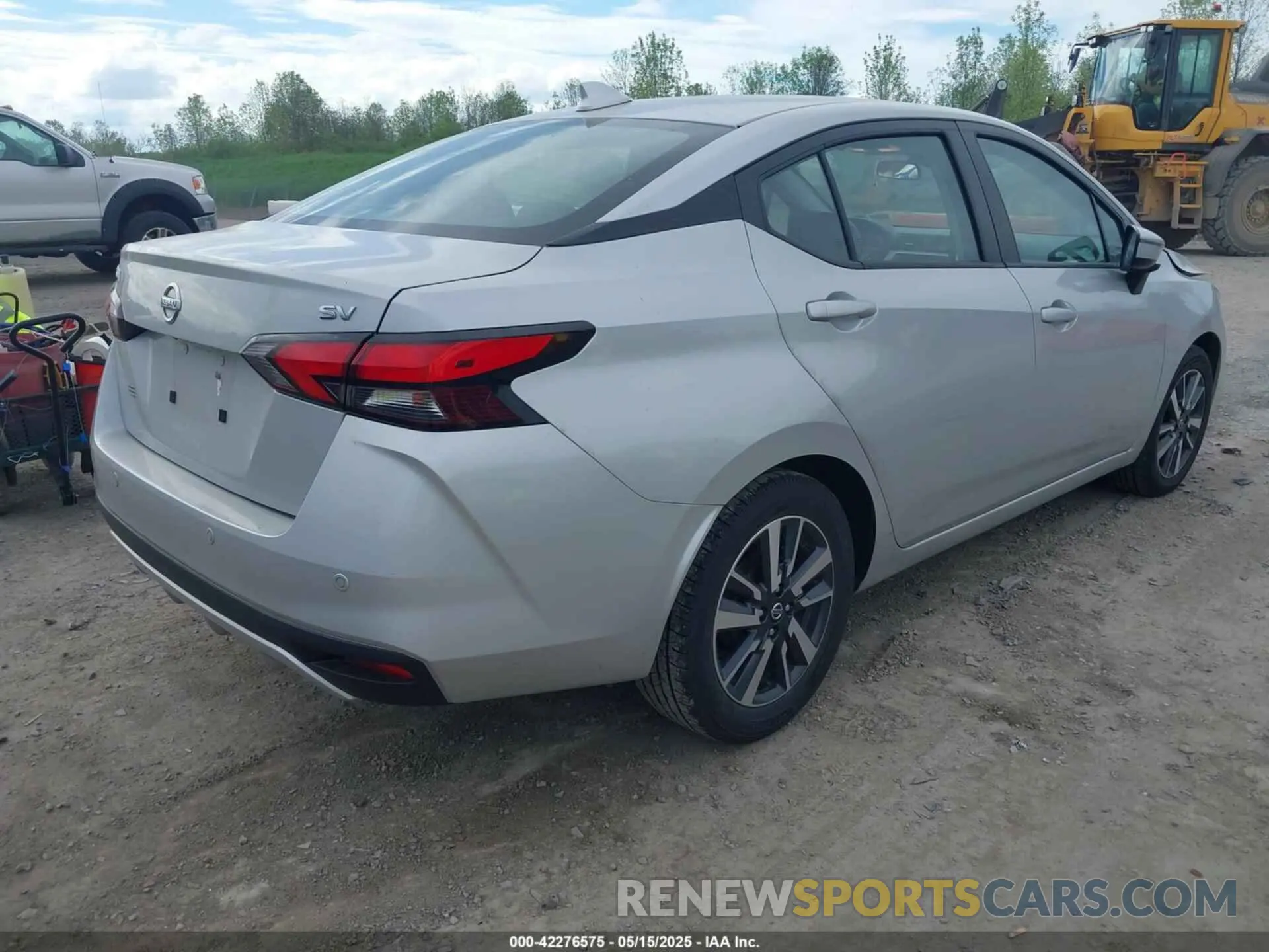 4 fotografías del automóvil dañado 3N1CN8EV8ML826396 NISSAN VERSA 2021