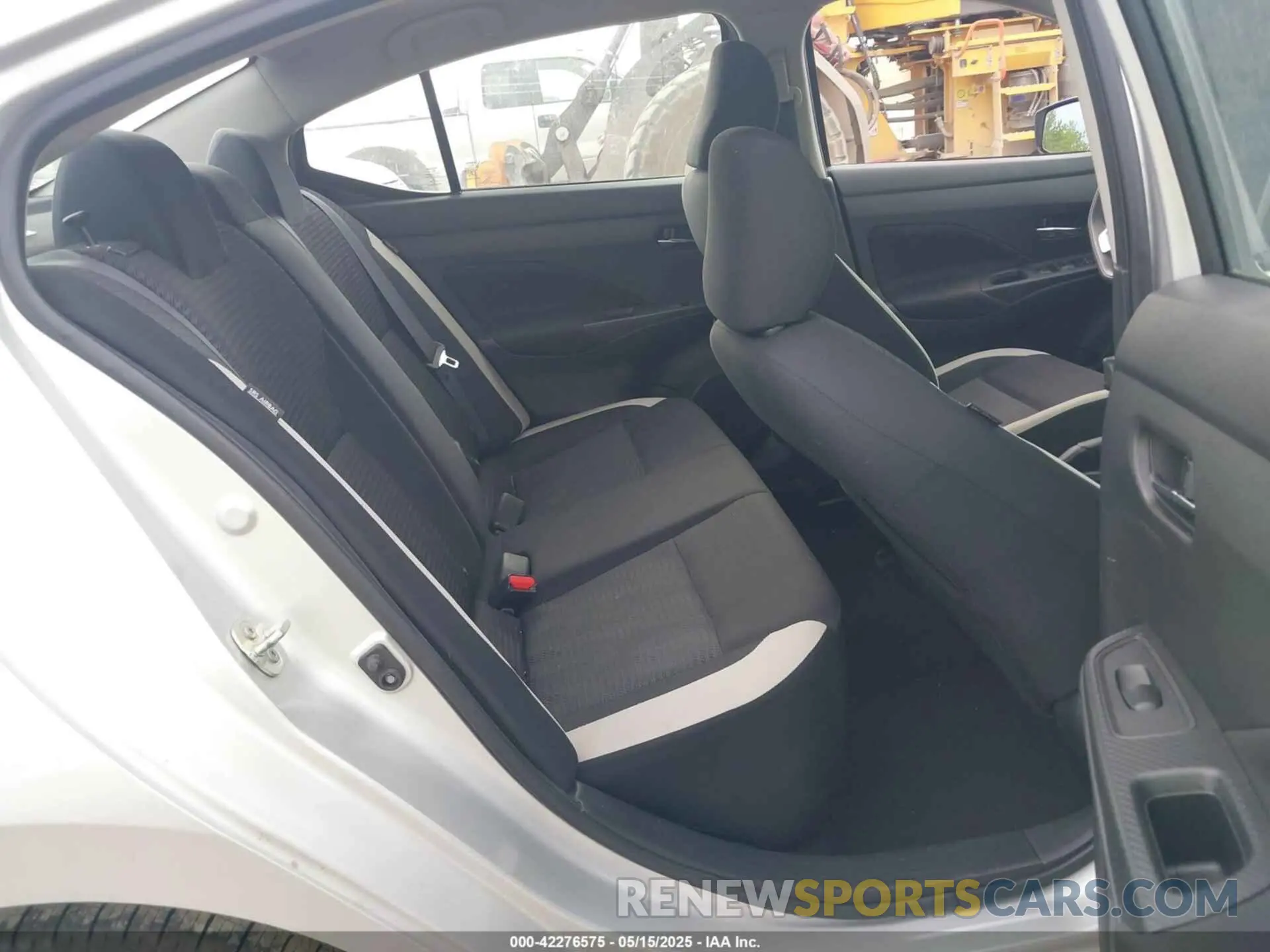 8 fotografías del automóvil dañado 3N1CN8EV8ML826396 NISSAN VERSA 2021