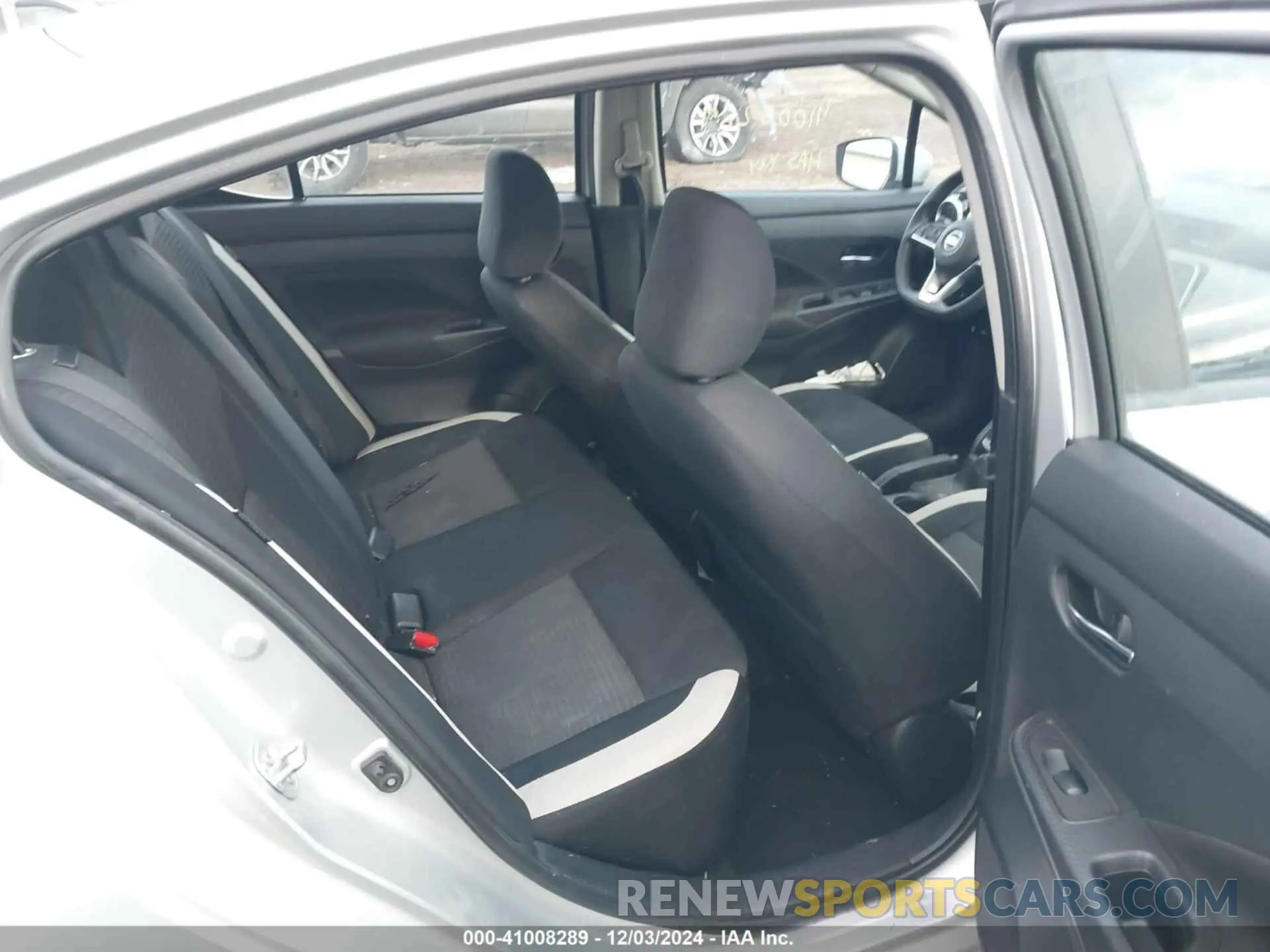 8 fotografías del automóvil dañado 3N1CN8EV8ML844199 NISSAN VERSA 2021