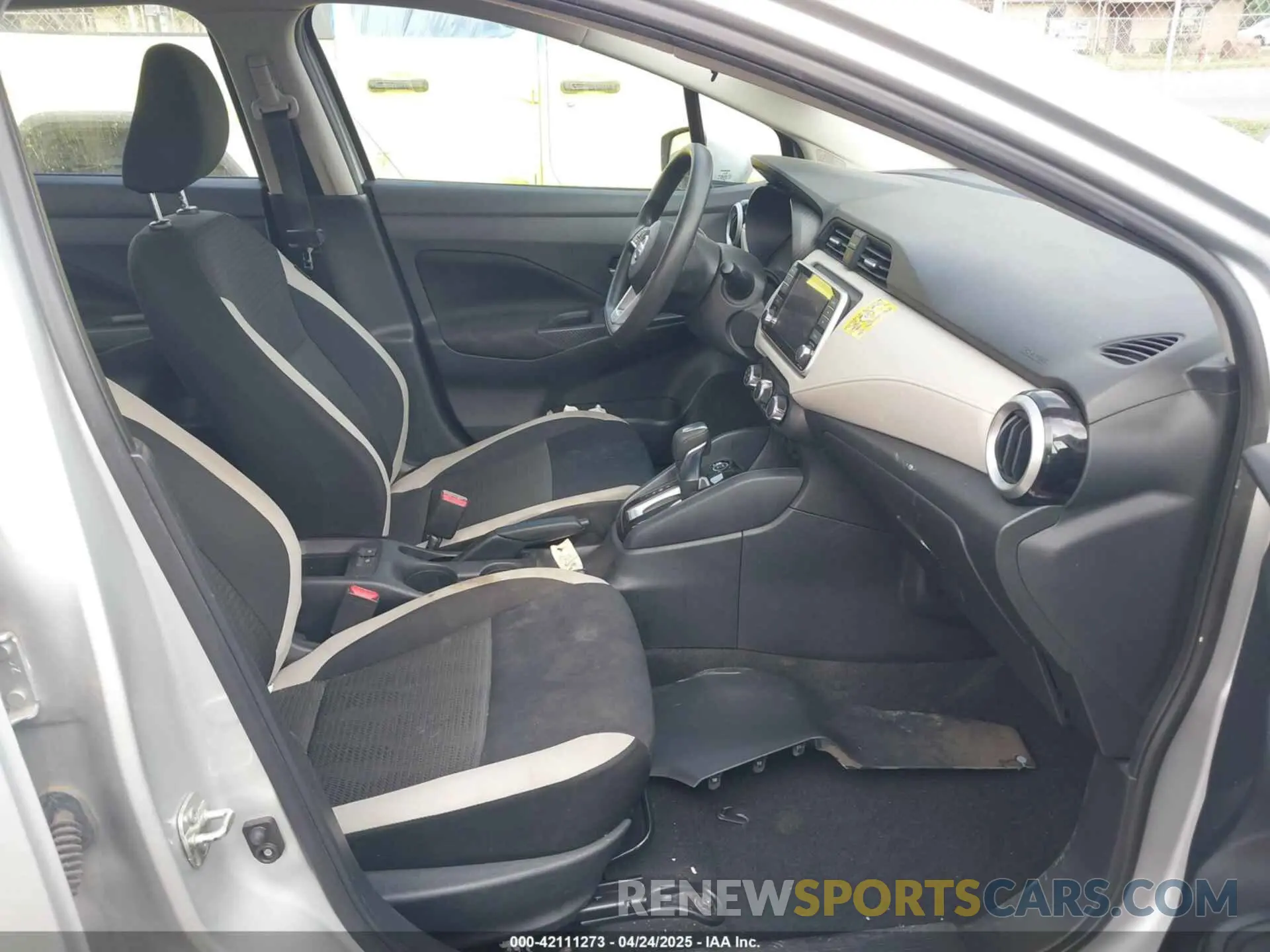 5 fotografías del automóvil dañado 3N1CN8EV8ML853517 NISSAN VERSA 2021