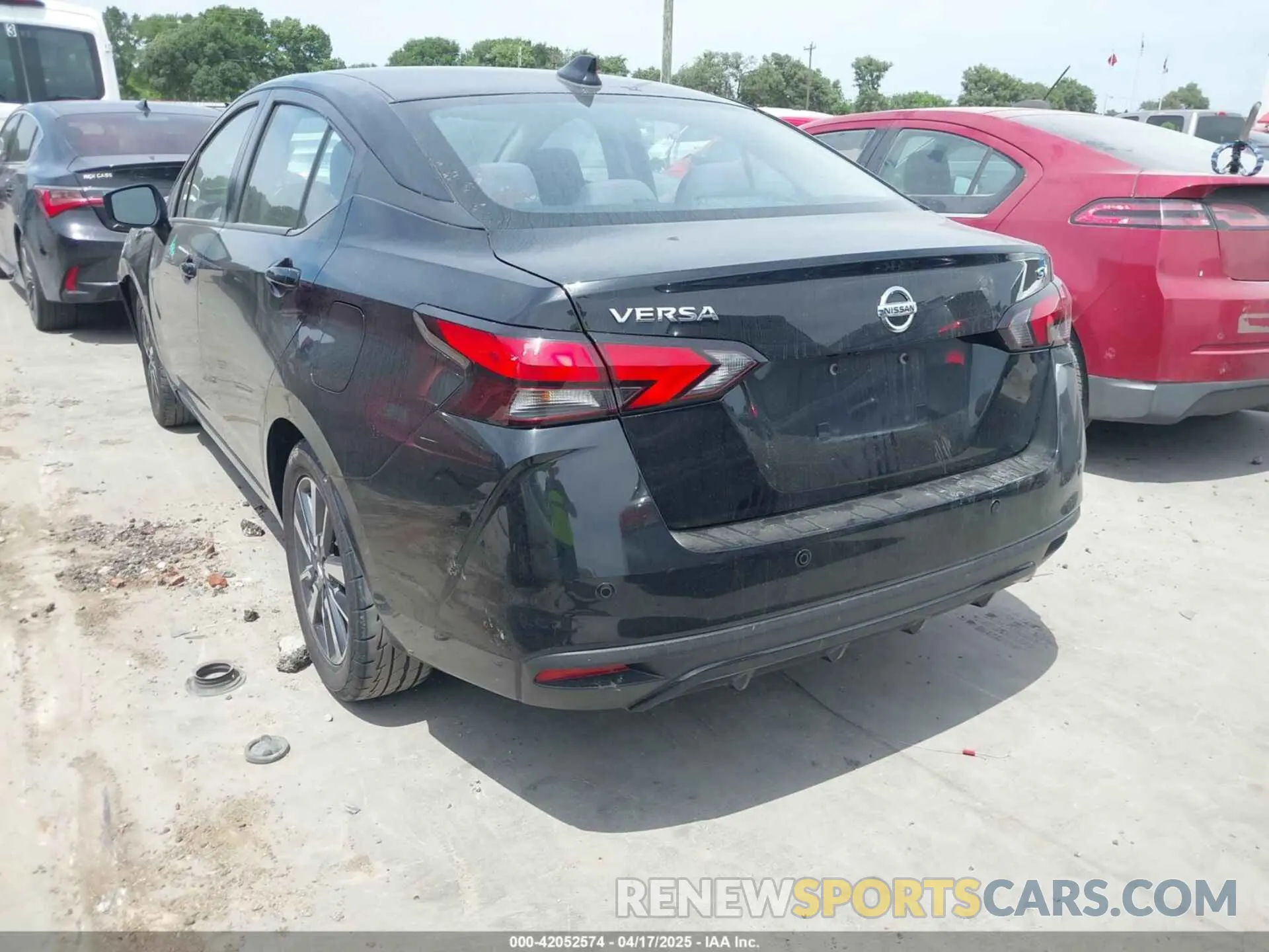 3 fotografías del automóvil dañado 3N1CN8EV8ML861214 NISSAN VERSA 2021