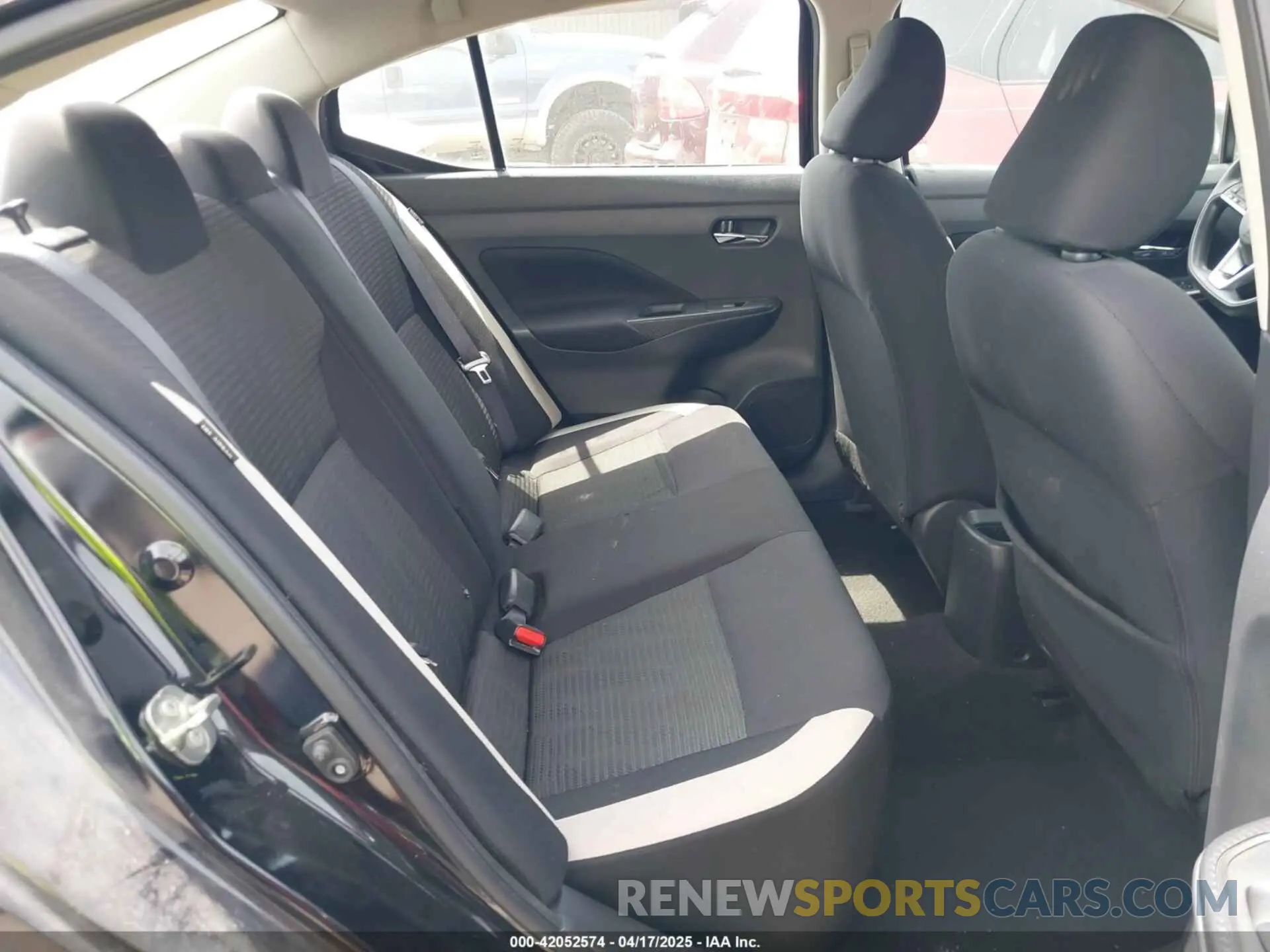 8 fotografías del automóvil dañado 3N1CN8EV8ML861214 NISSAN VERSA 2021