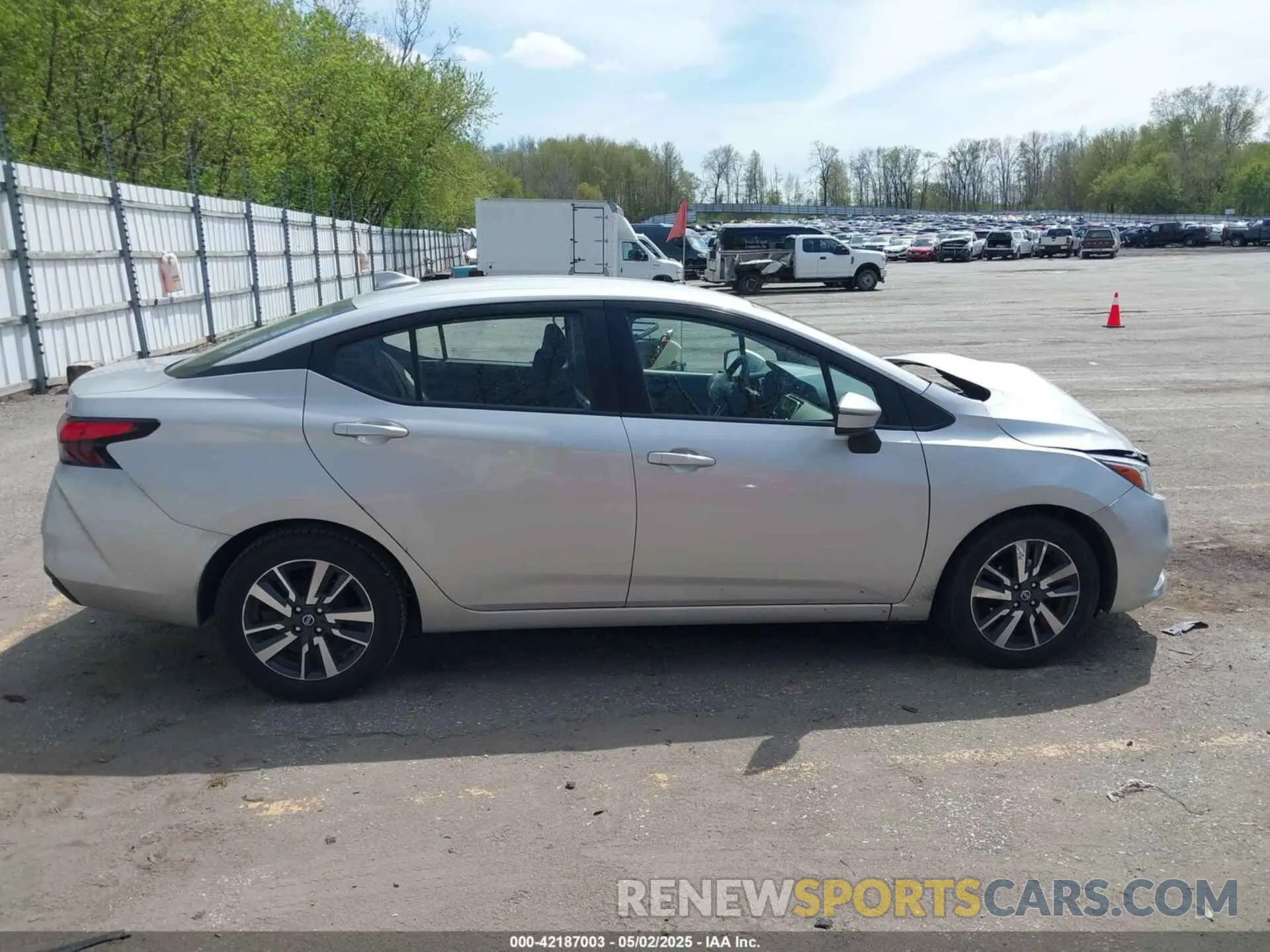 13 fotografías del automóvil dañado 3N1CN8EV9ML830635 NISSAN VERSA 2021