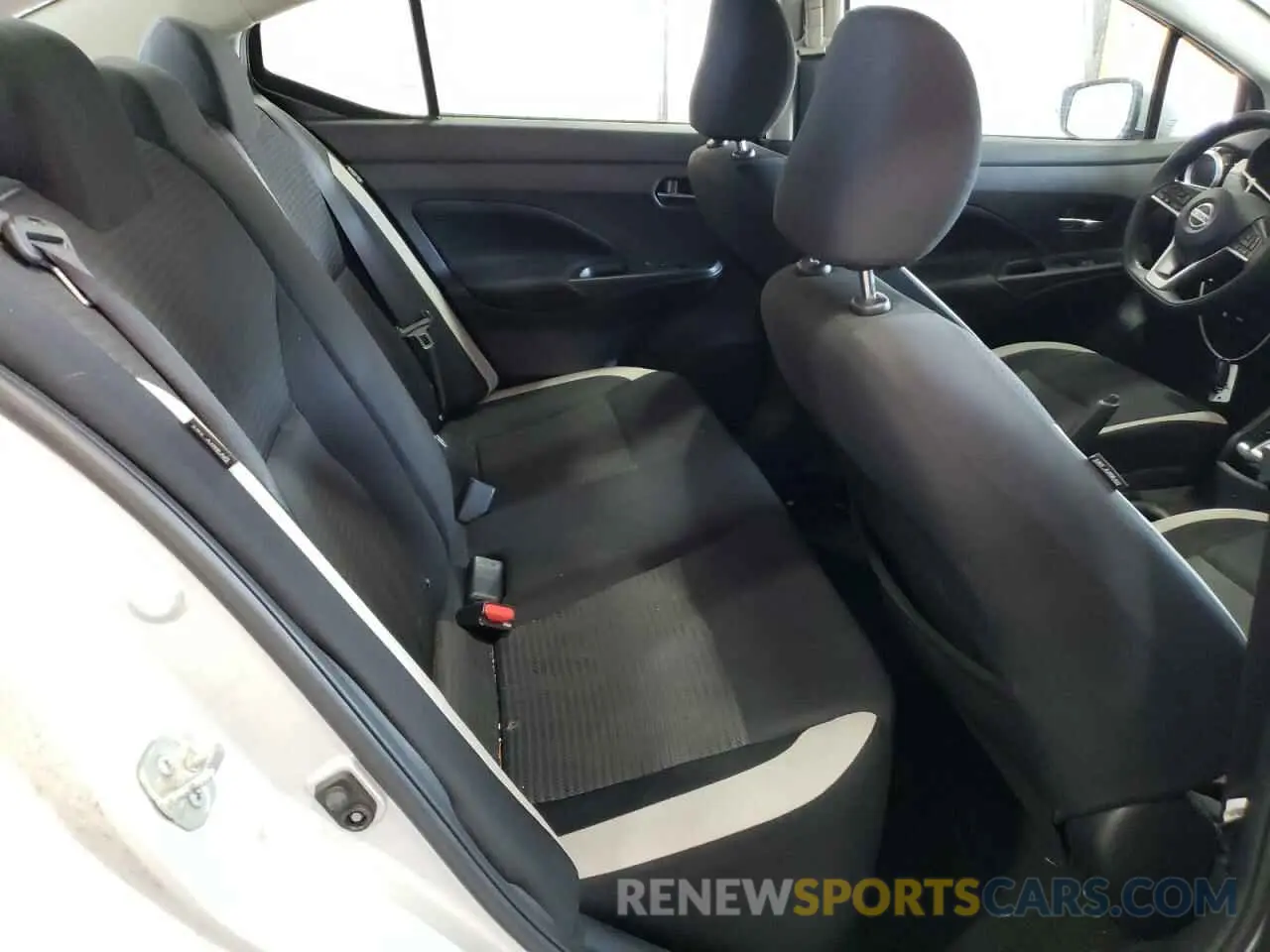 10 fotografías del automóvil dañado 3N1CN8EV9ML880161 NISSAN VERSA 2021