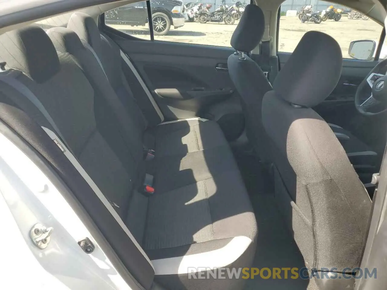 10 fotografías del automóvil dañado 3N1CN8EV9ML917905 NISSAN VERSA 2021