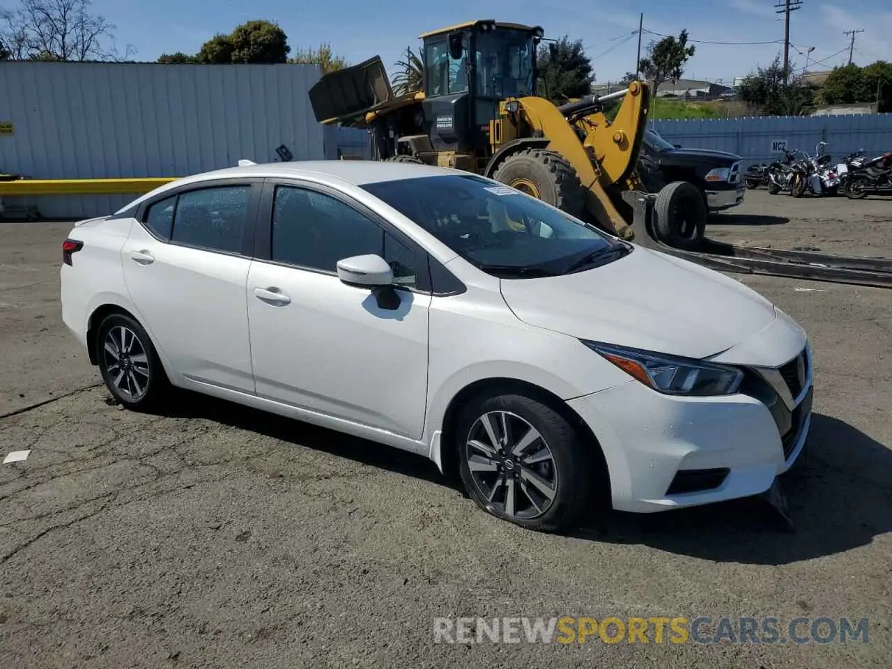 4 fotografías del automóvil dañado 3N1CN8EV9ML917905 NISSAN VERSA 2021