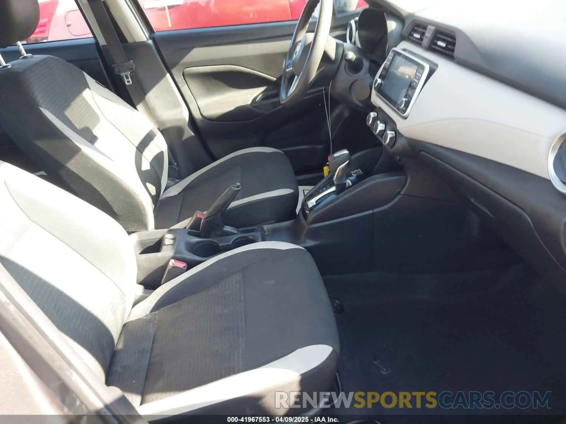 5 fotografías del automóvil dañado 3N1CN8EVXML845578 NISSAN VERSA 2021