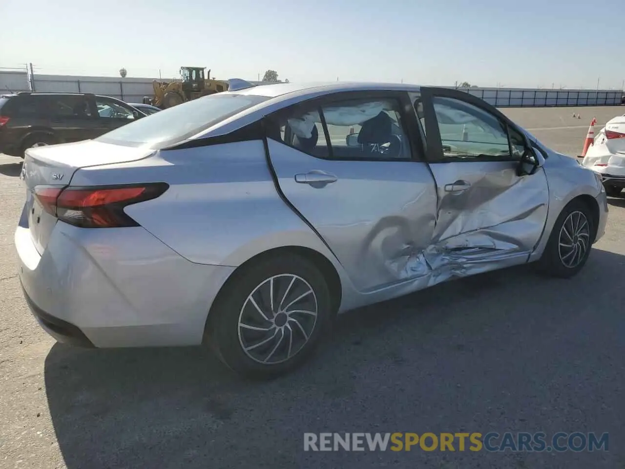 3 fotografías del automóvil dañado 3N1CN8EVXML867306 NISSAN VERSA 2021