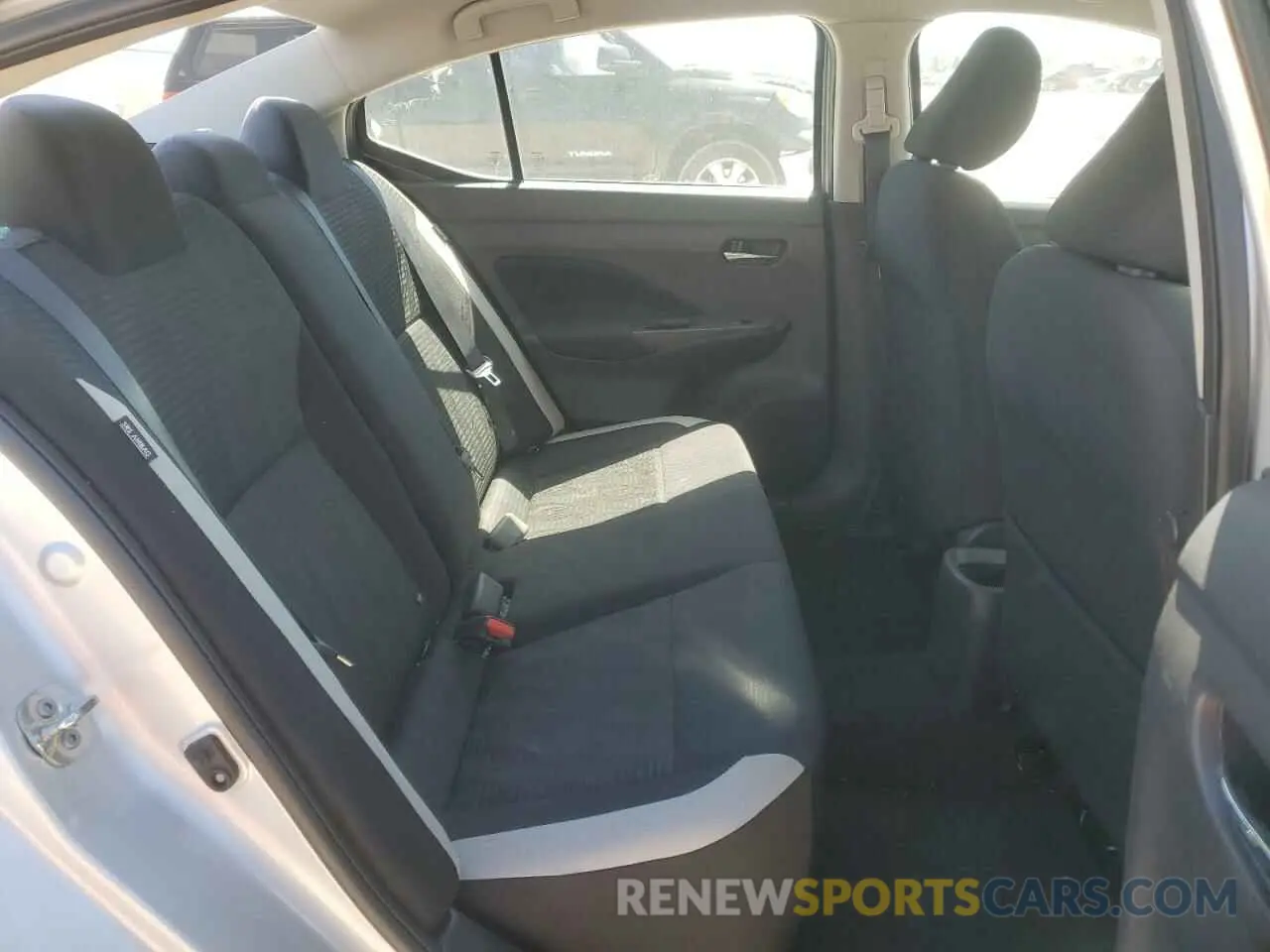 11 fotografías del automóvil dañado 3N1CN8EVXML886566 NISSAN VERSA 2021