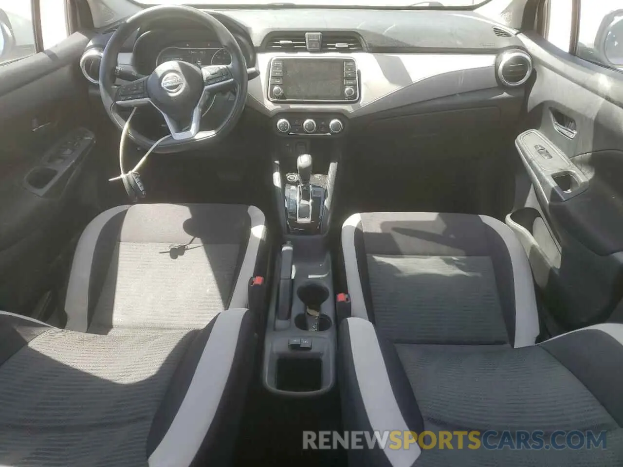 8 fotografías del automóvil dañado 3N1CN8EVXML886566 NISSAN VERSA 2021