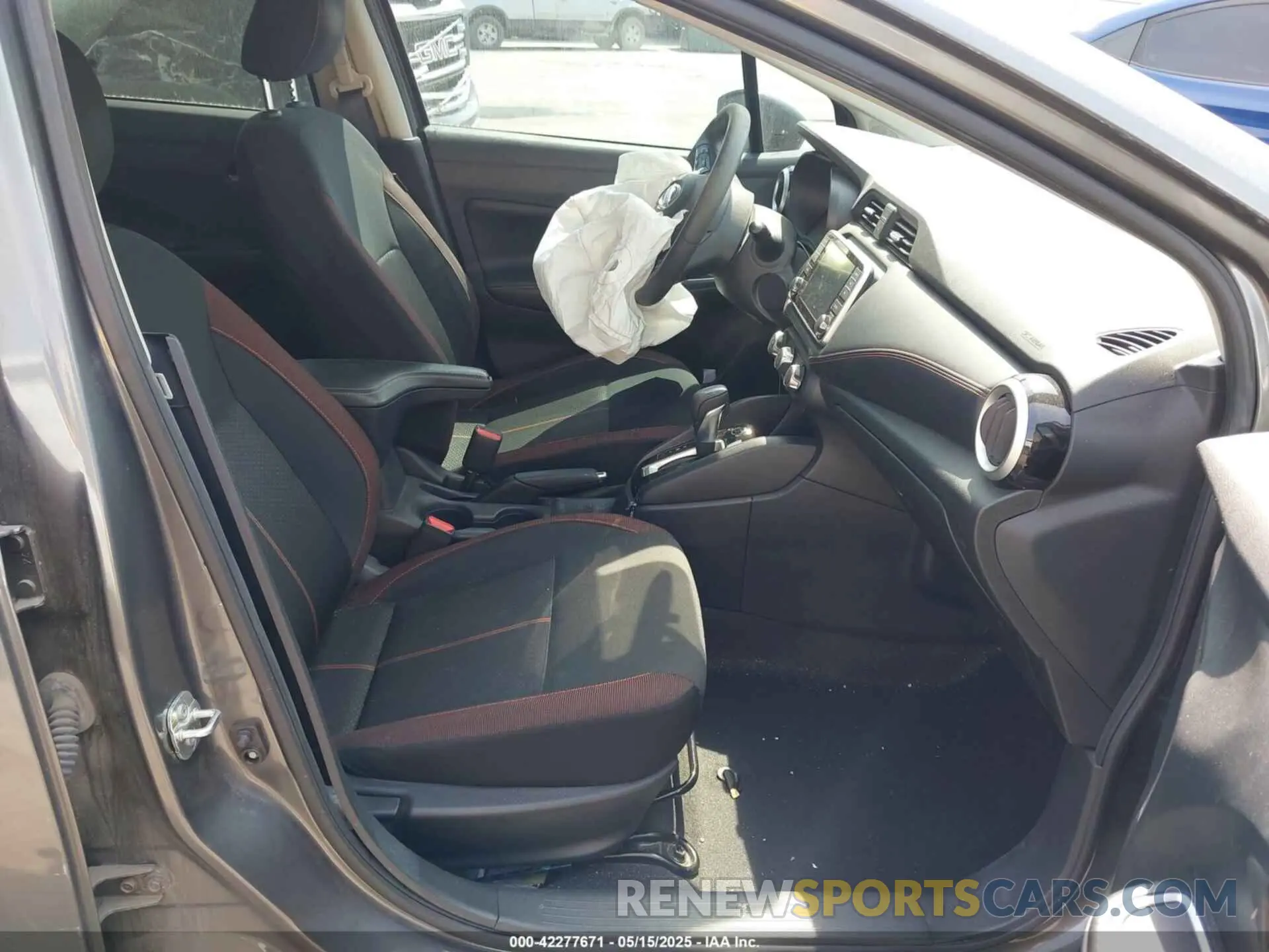 5 fotografías del automóvil dañado 3N1CN8FV8ML820600 NISSAN VERSA 2021