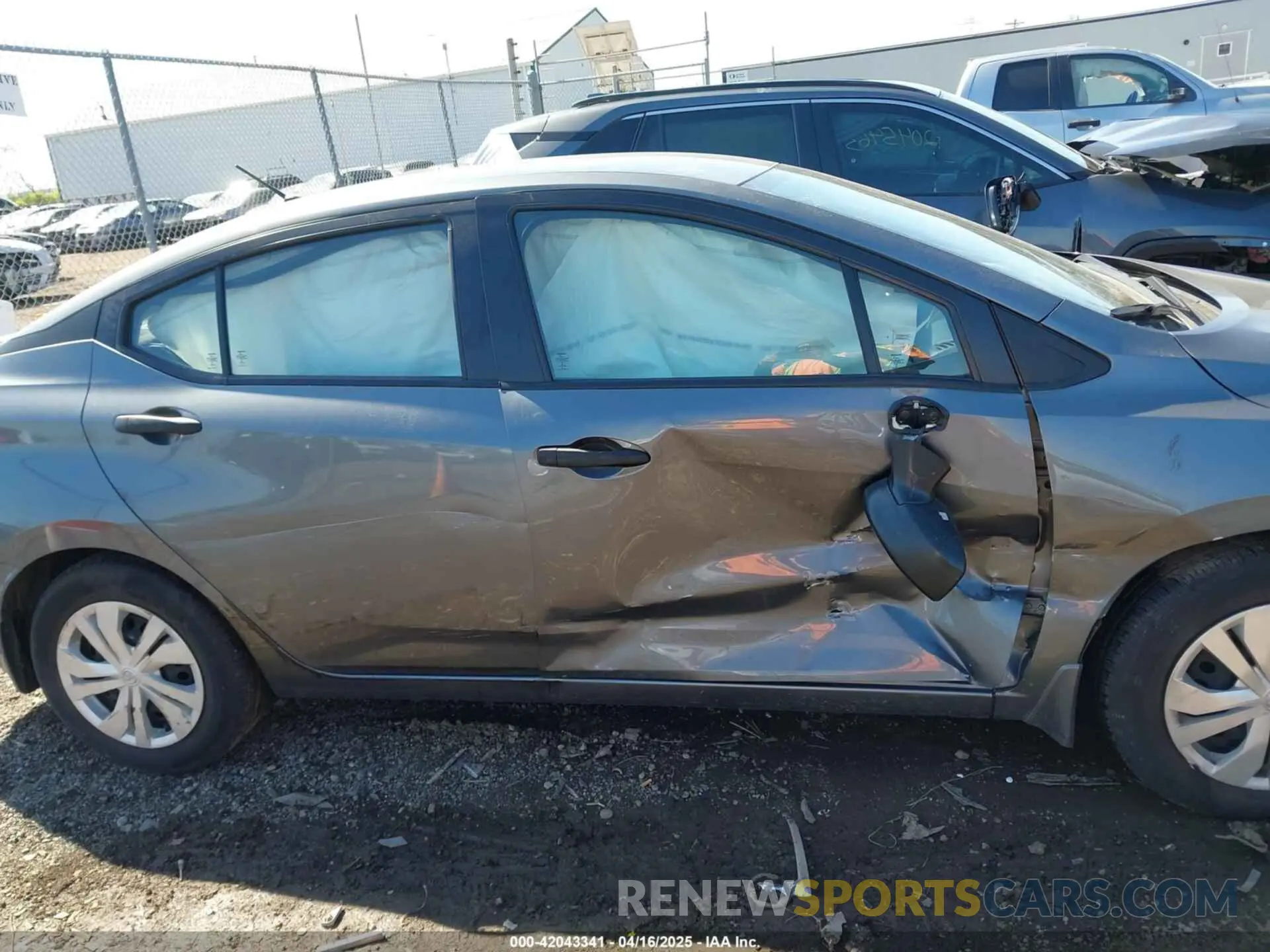 13 fotografías del automóvil dañado 3N1CN8DV0NL832521 NISSAN VERSA 2022