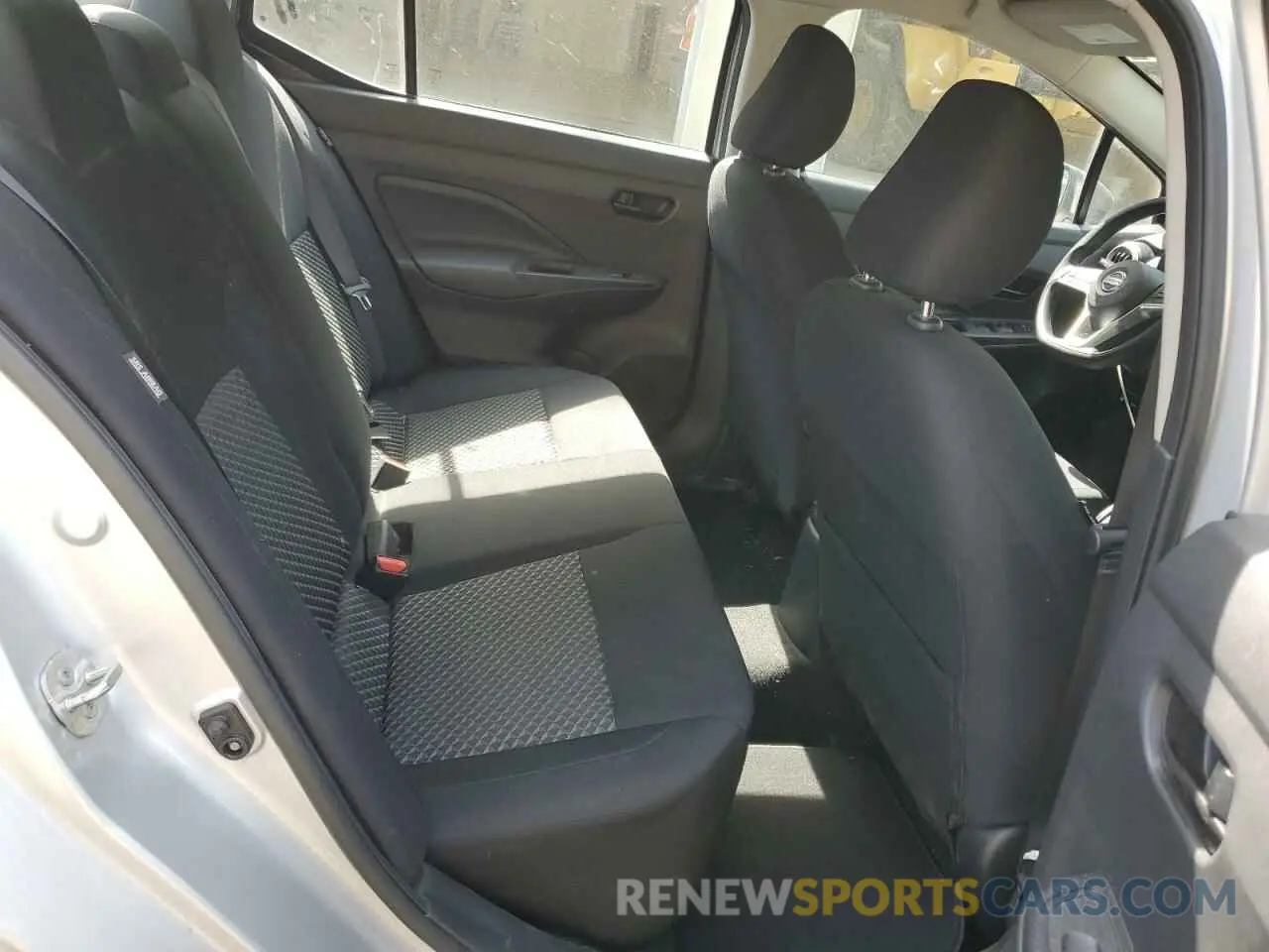 10 fotografías del automóvil dañado 3N1CN8DV6NL861215 NISSAN VERSA 2022