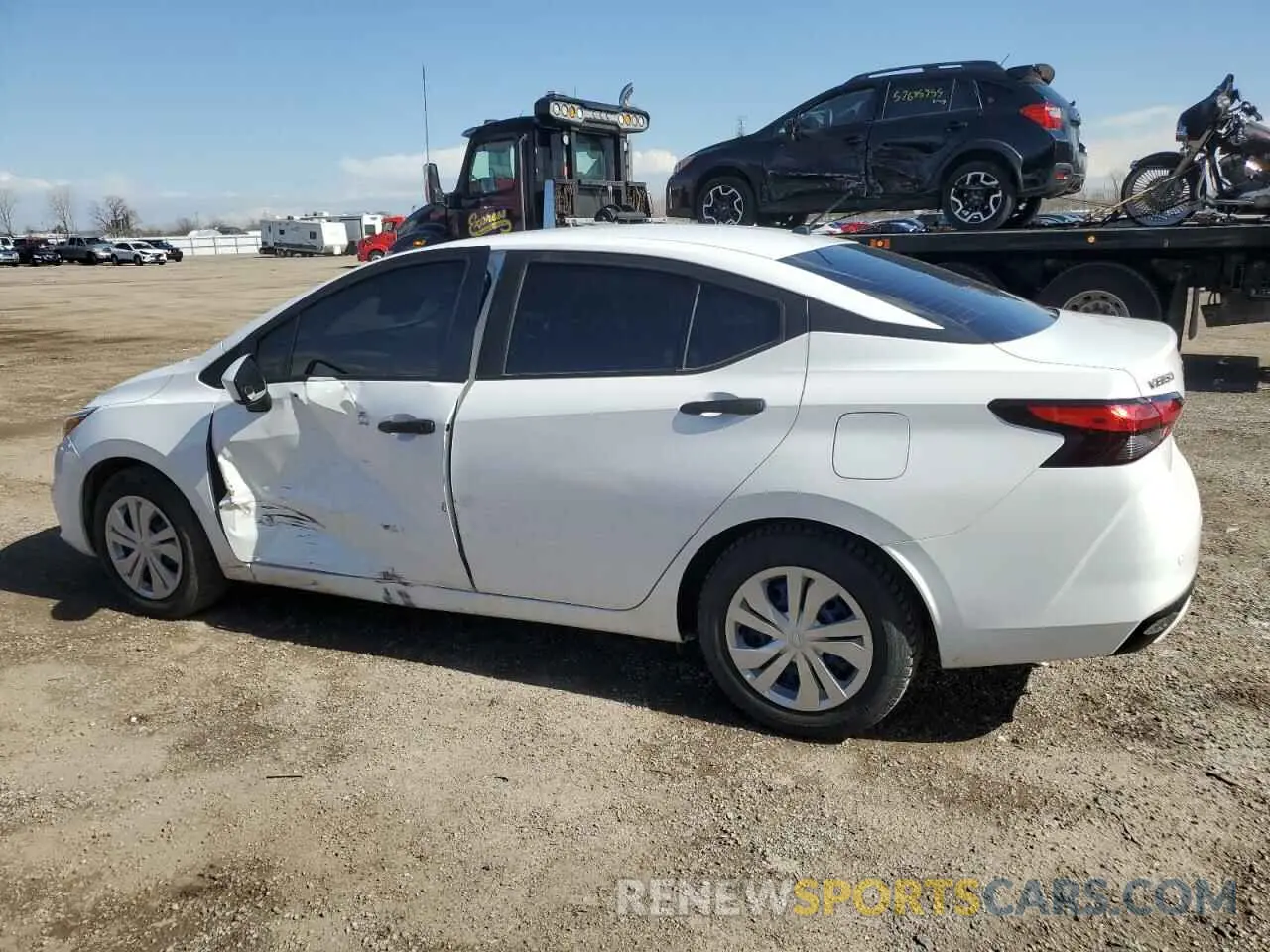 2 fotografías del automóvil dañado 3N1CN8DV7NL851714 NISSAN VERSA 2022