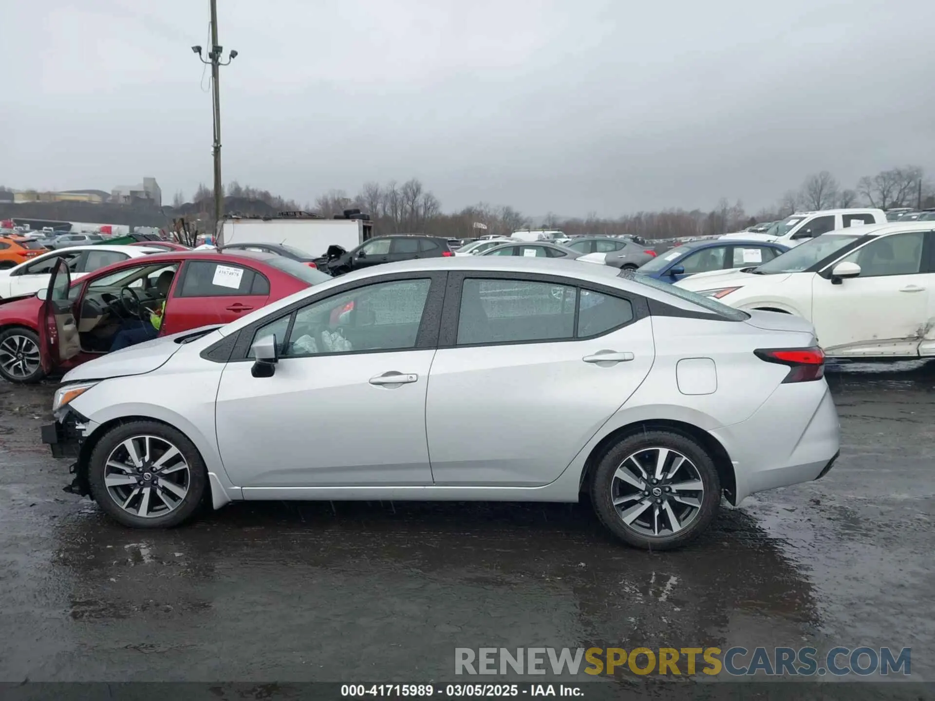 14 fotografías del automóvil dañado 3N1CN8EV4NL821472 NISSAN VERSA 2022