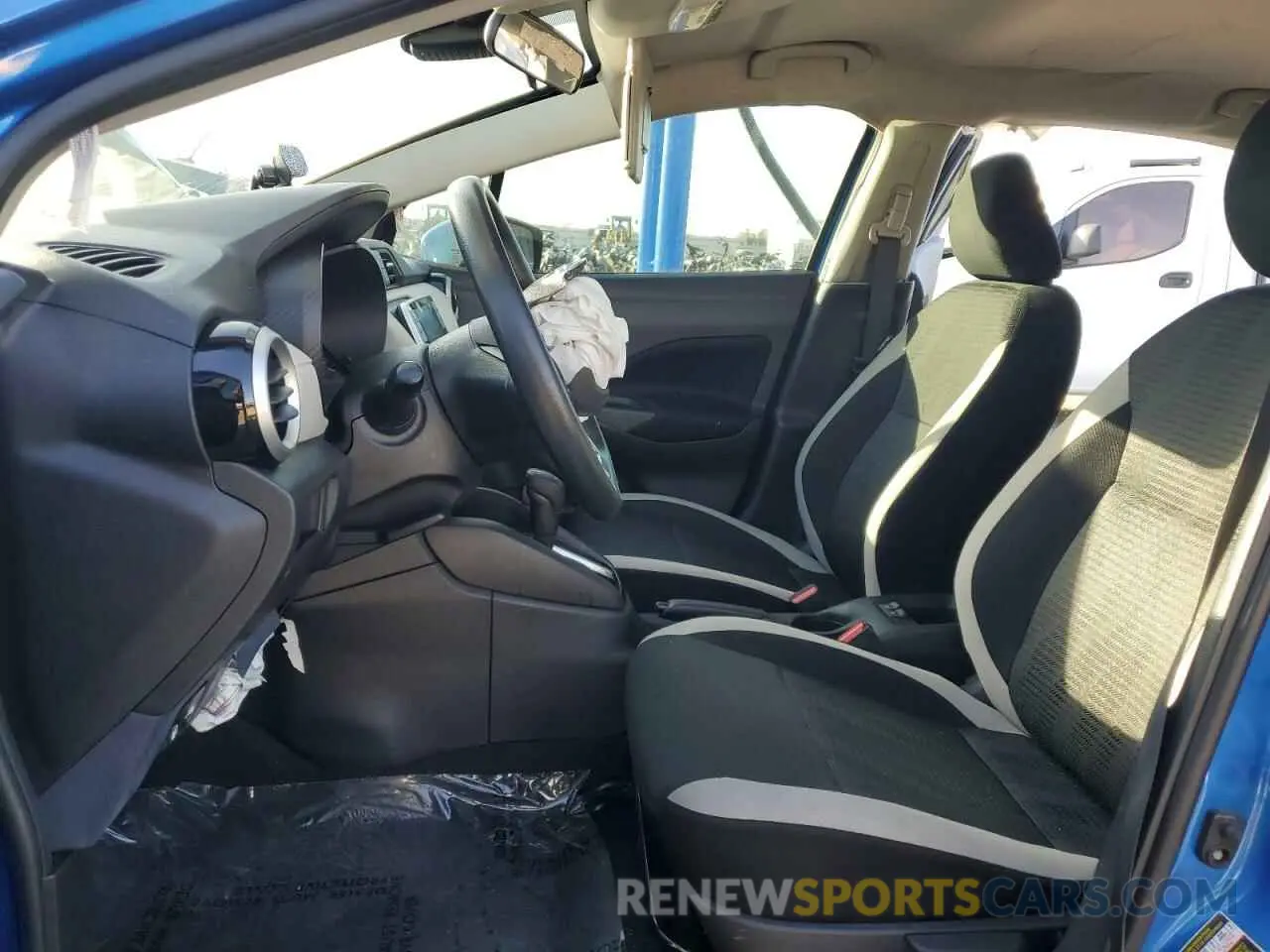 7 fotografías del automóvil dañado 3N1CN8EV7NL839335 NISSAN VERSA 2022