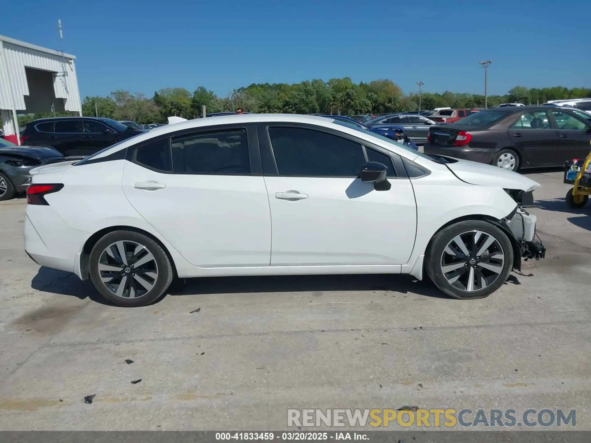 14 fotografías del automóvil dañado 3N1CN8FV4NL853417 NISSAN VERSA 2022