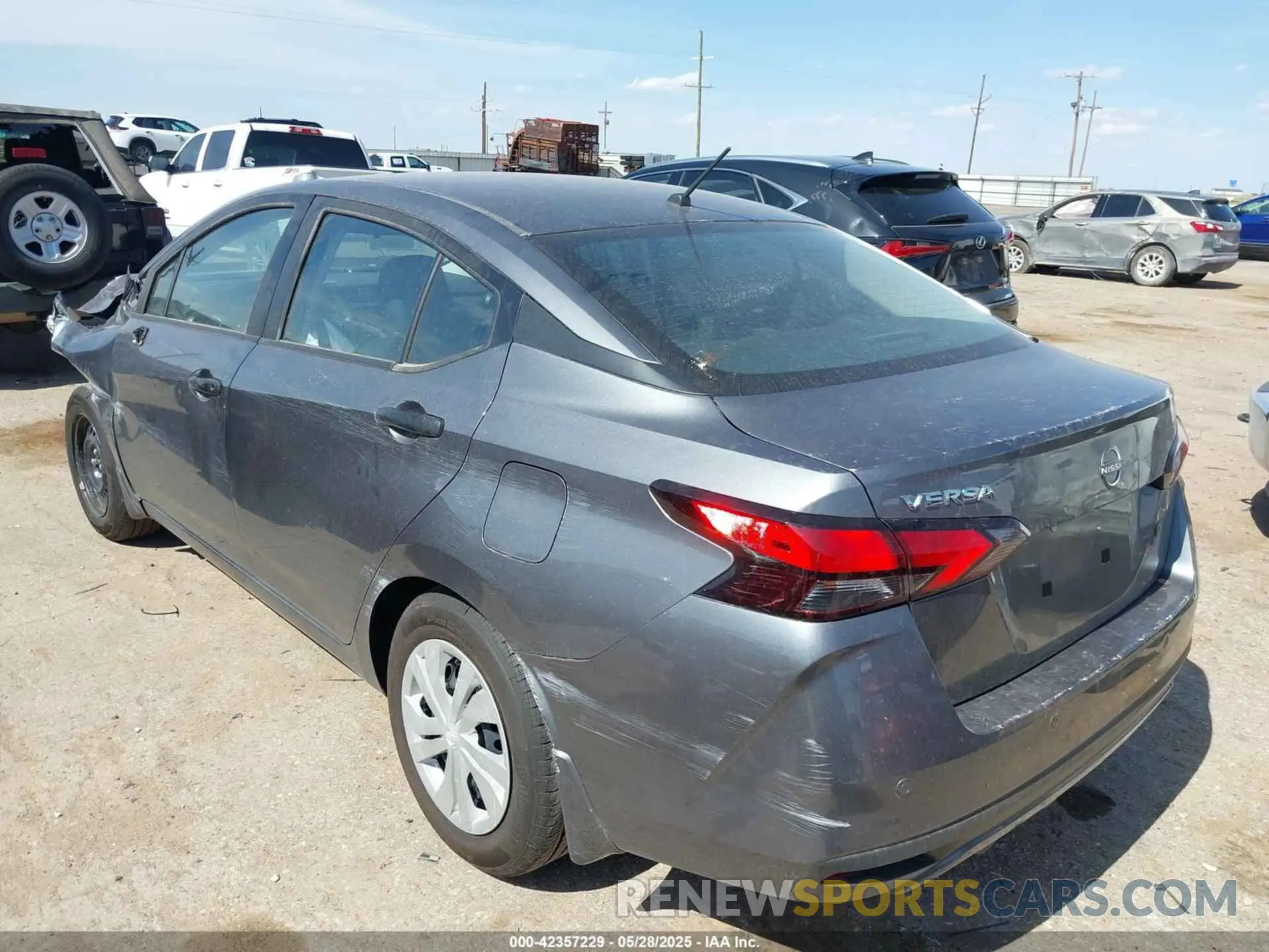 3 fotografías del automóvil dañado 3N1CN8BV3PL856477 NISSAN VERSA 2023