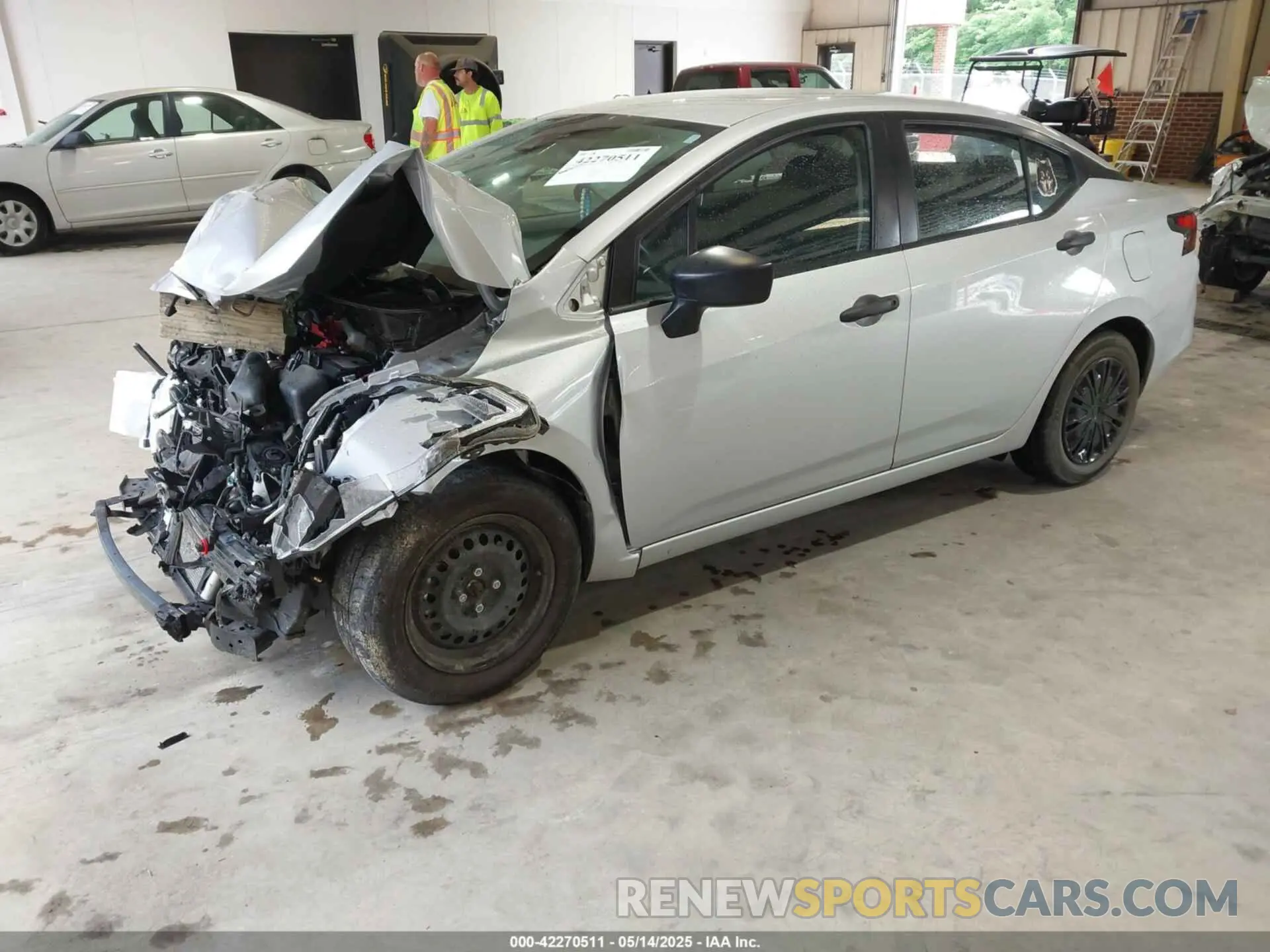 2 fotografías del automóvil dañado 3N1CN8DV0PL830304 NISSAN VERSA 2023