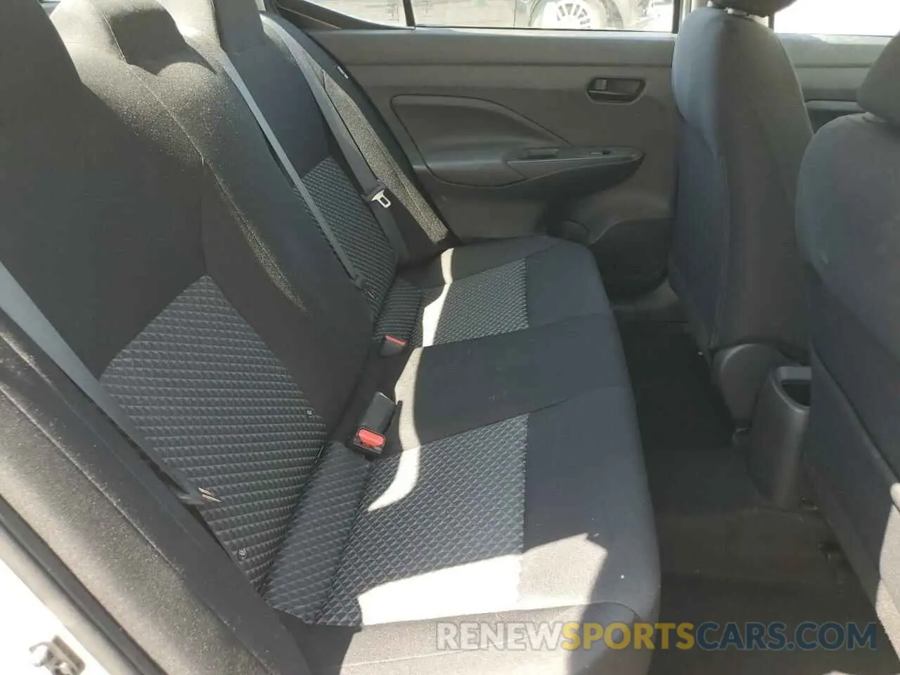 10 fotografías del automóvil dañado 3N1CN8DV4PL850460 NISSAN VERSA 2023