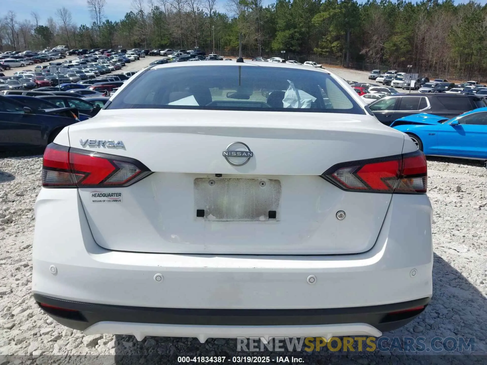 17 fotografías del automóvil dañado 3N1CN8DV6PL823440 NISSAN VERSA 2023