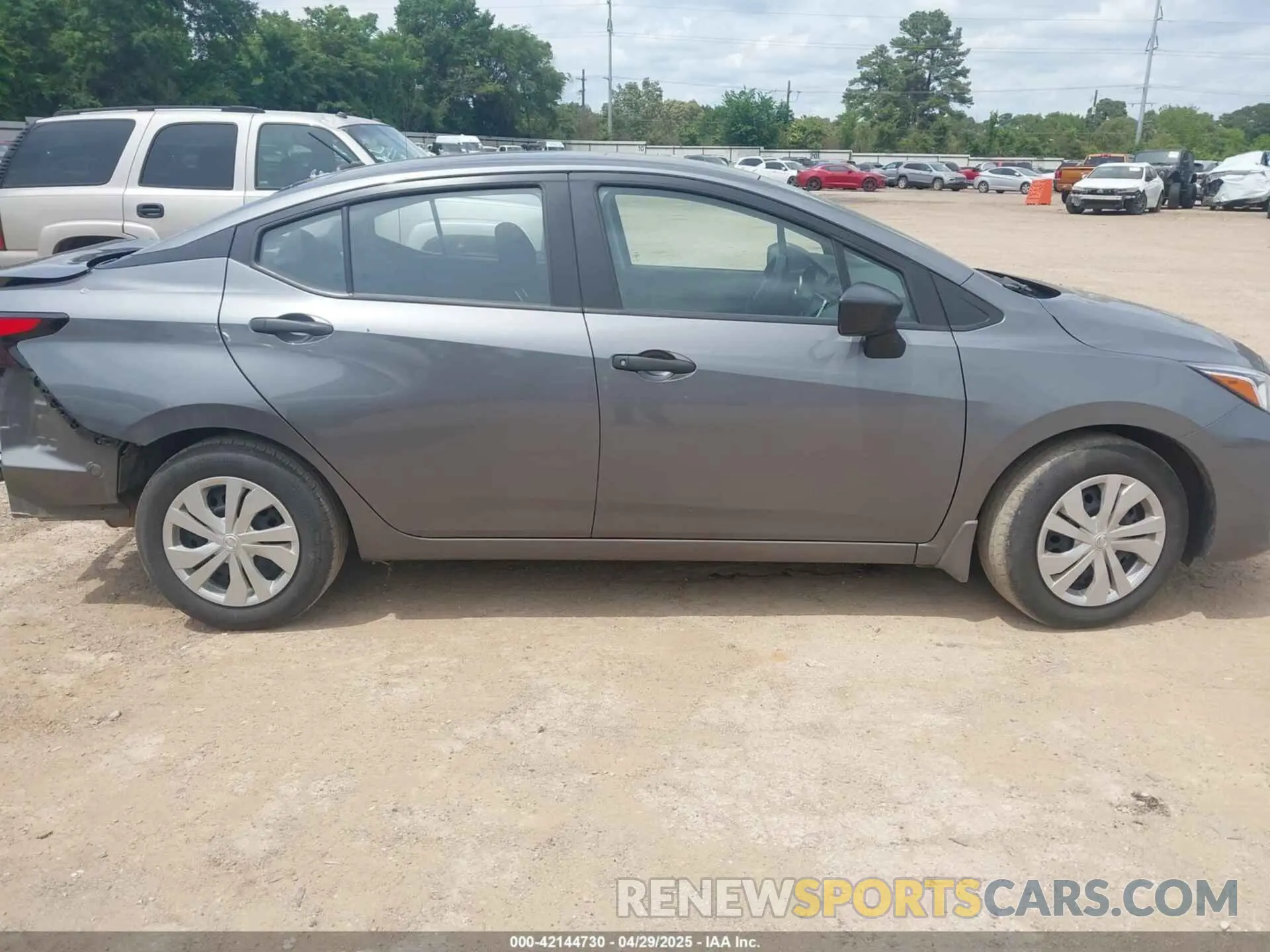 14 fotografías del automóvil dañado 3N1CN8DV9PL860630 NISSAN VERSA 2023