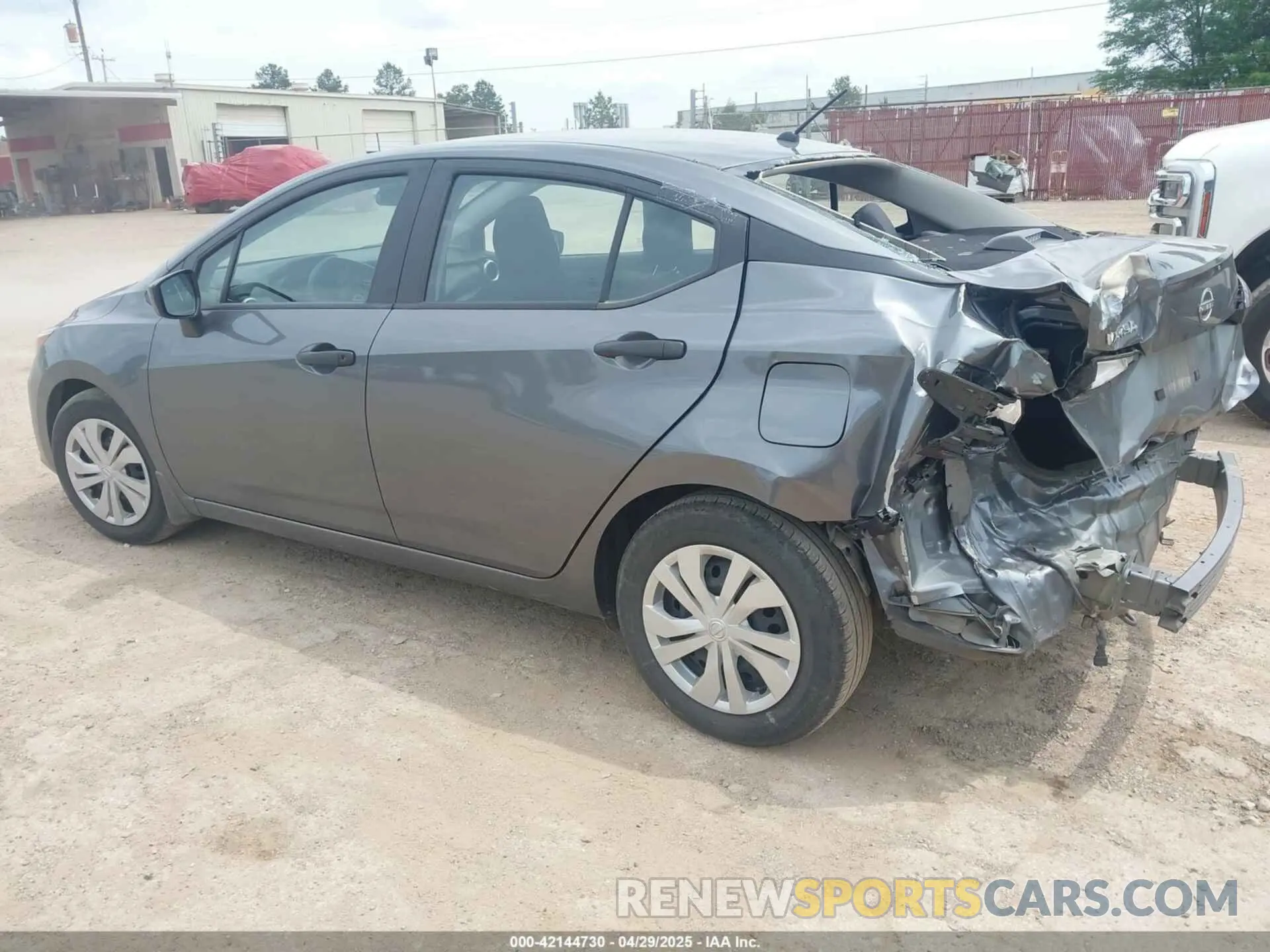 3 fotografías del automóvil dañado 3N1CN8DV9PL860630 NISSAN VERSA 2023