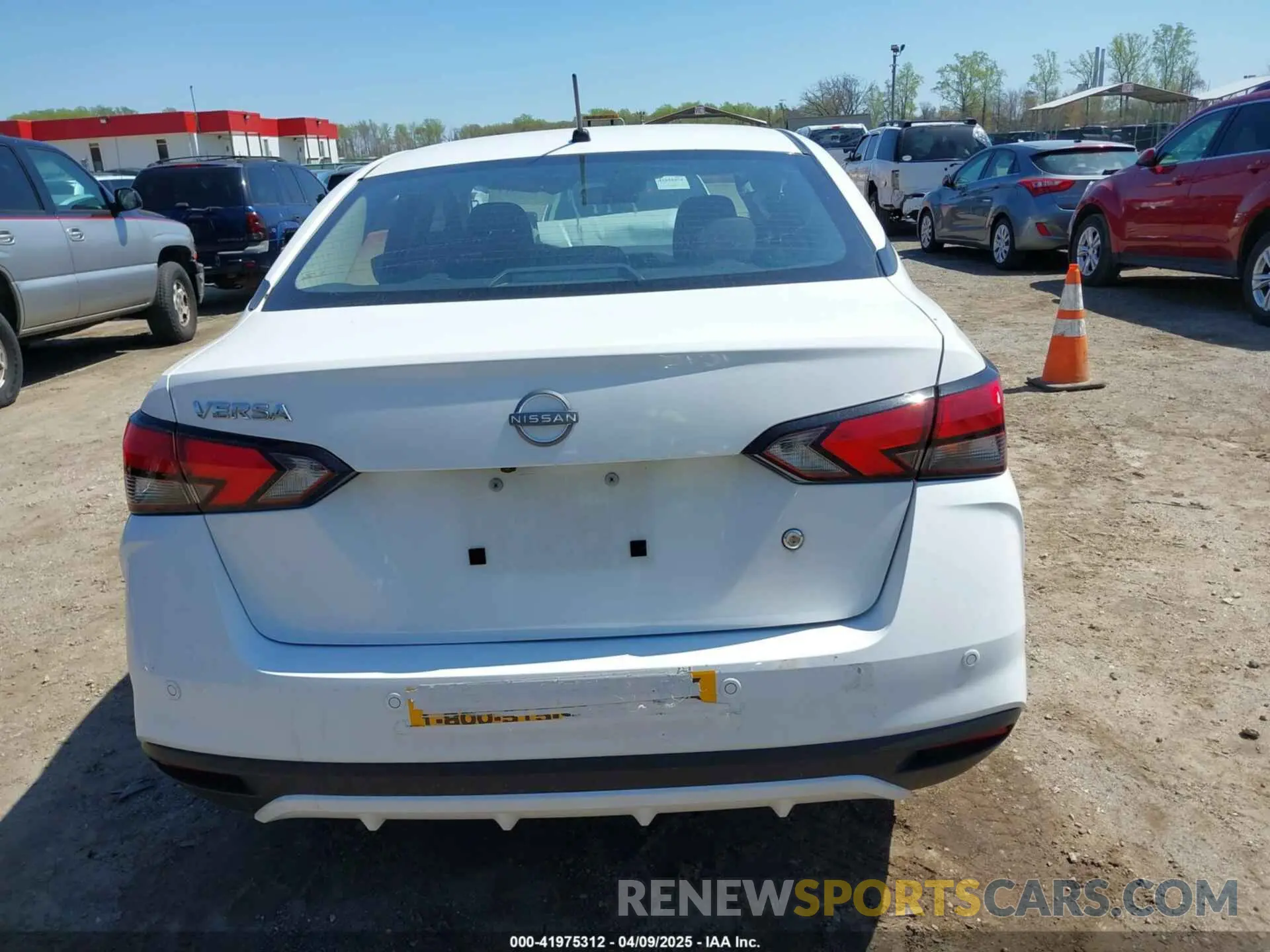 16 fotografías del automóvil dañado 3N1CN8DVXPL825045 NISSAN VERSA 2023