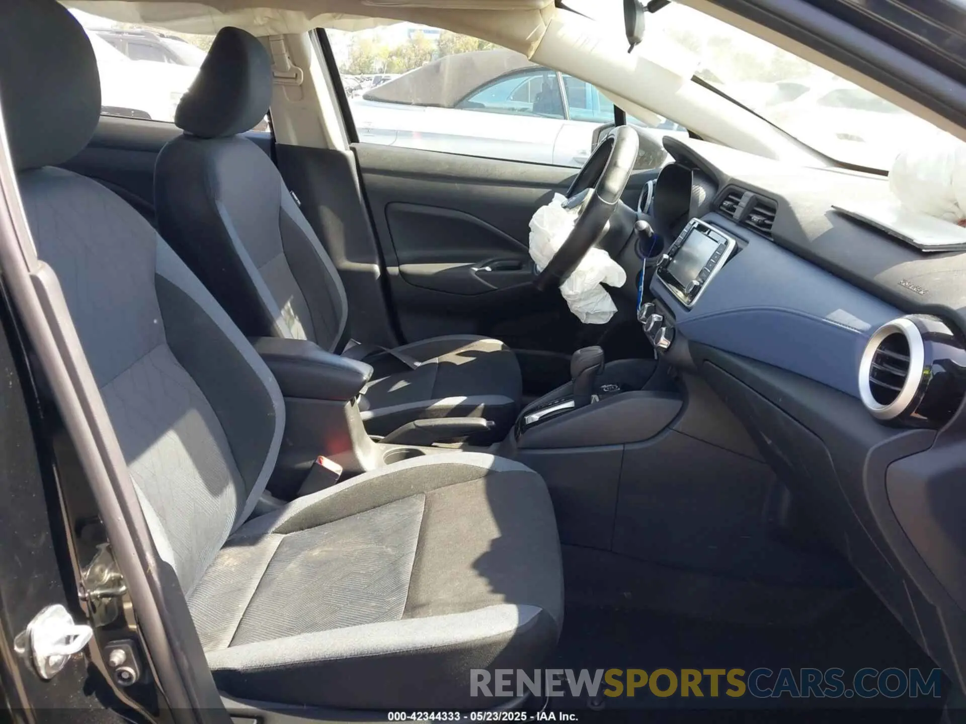 5 fotografías del automóvil dañado 3N1CN8EV0PL864631 NISSAN VERSA 2023