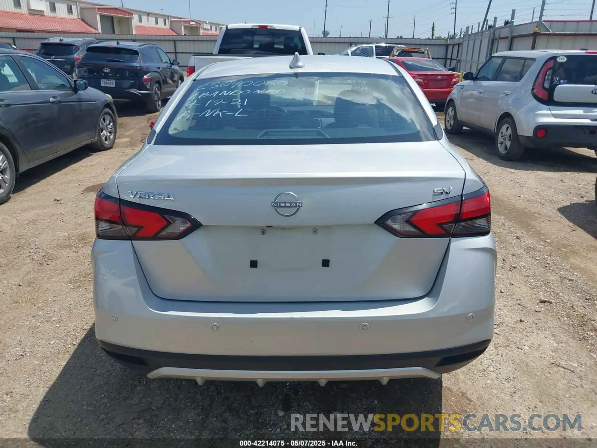 15 fotografías del automóvil dañado 3N1CN8EV1PL853590 NISSAN VERSA 2023