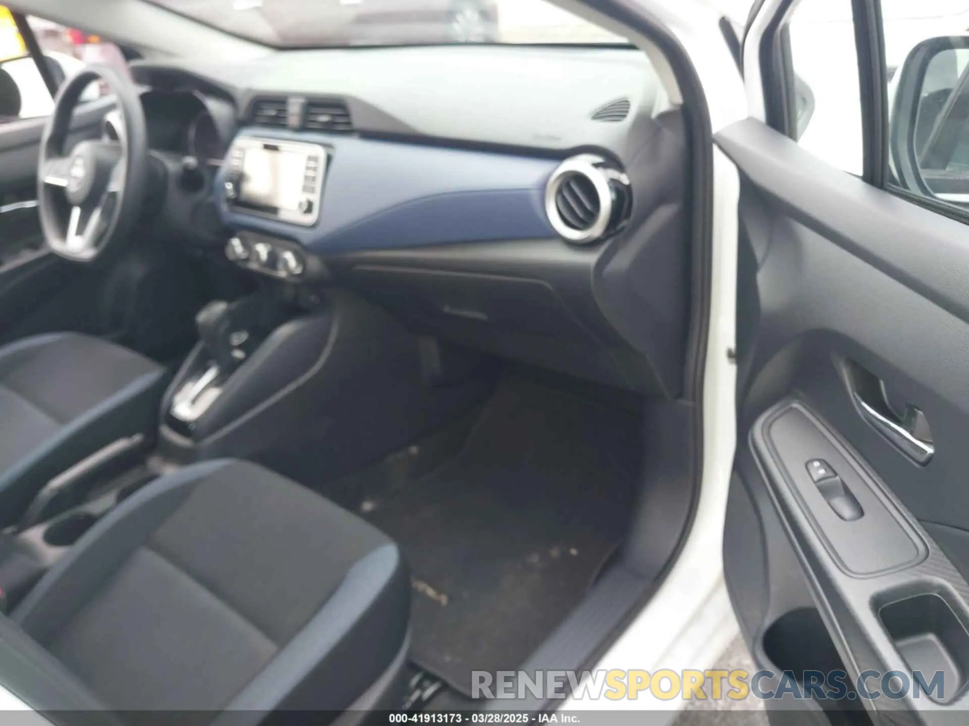 5 fotografías del automóvil dañado 3N1CN8EV2PL827208 NISSAN VERSA 2023